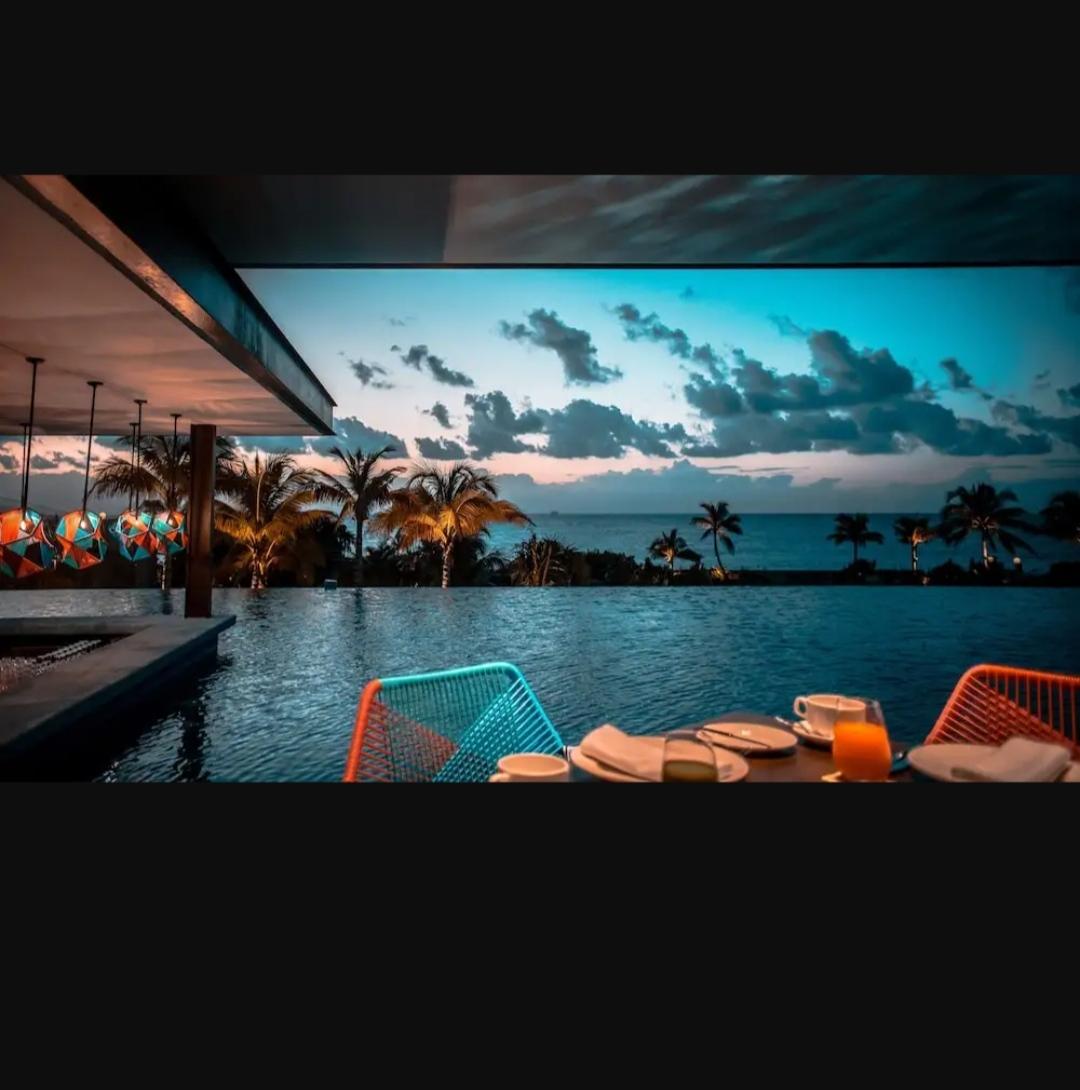 Vista Piscina STAY XCARET