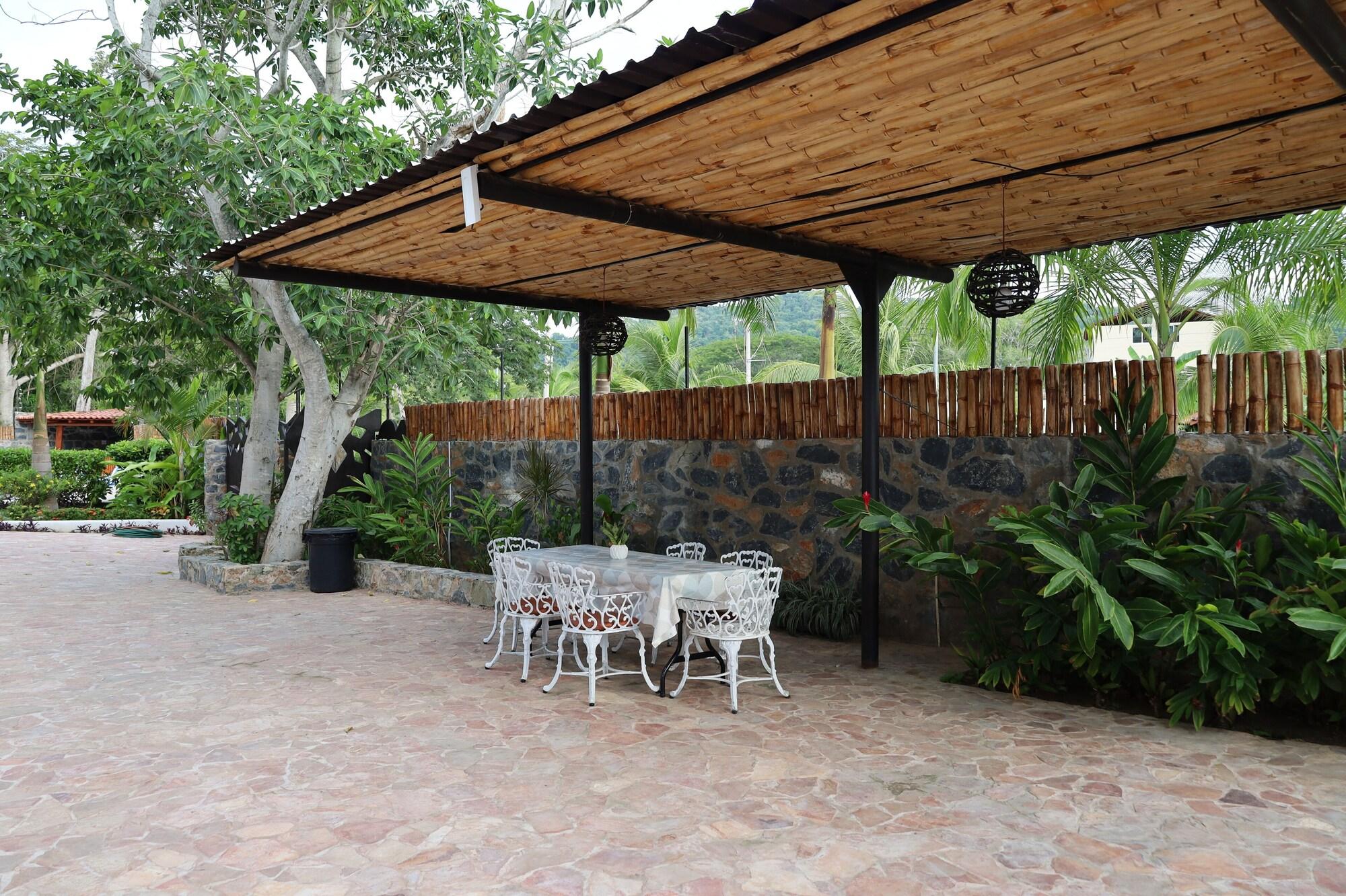 Equipamiento de Habitación Solez Zihuatanejo