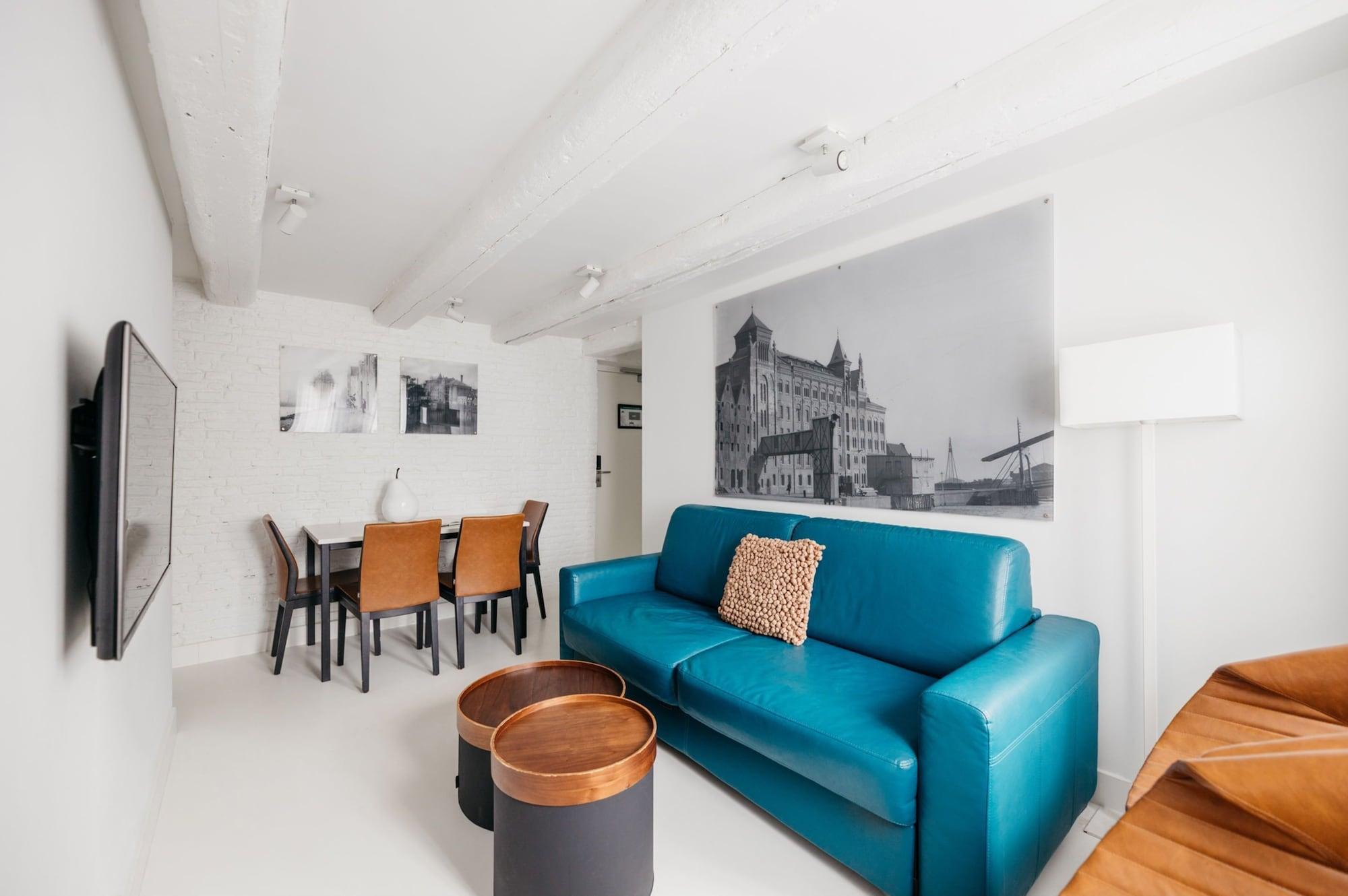 Varios YAYS Amsterdam Salthouse Canal by Numa