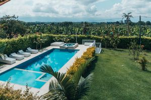 Alquiler Vacacional - Peaceful Villa w/ Wi-Fi + Jacuzzi