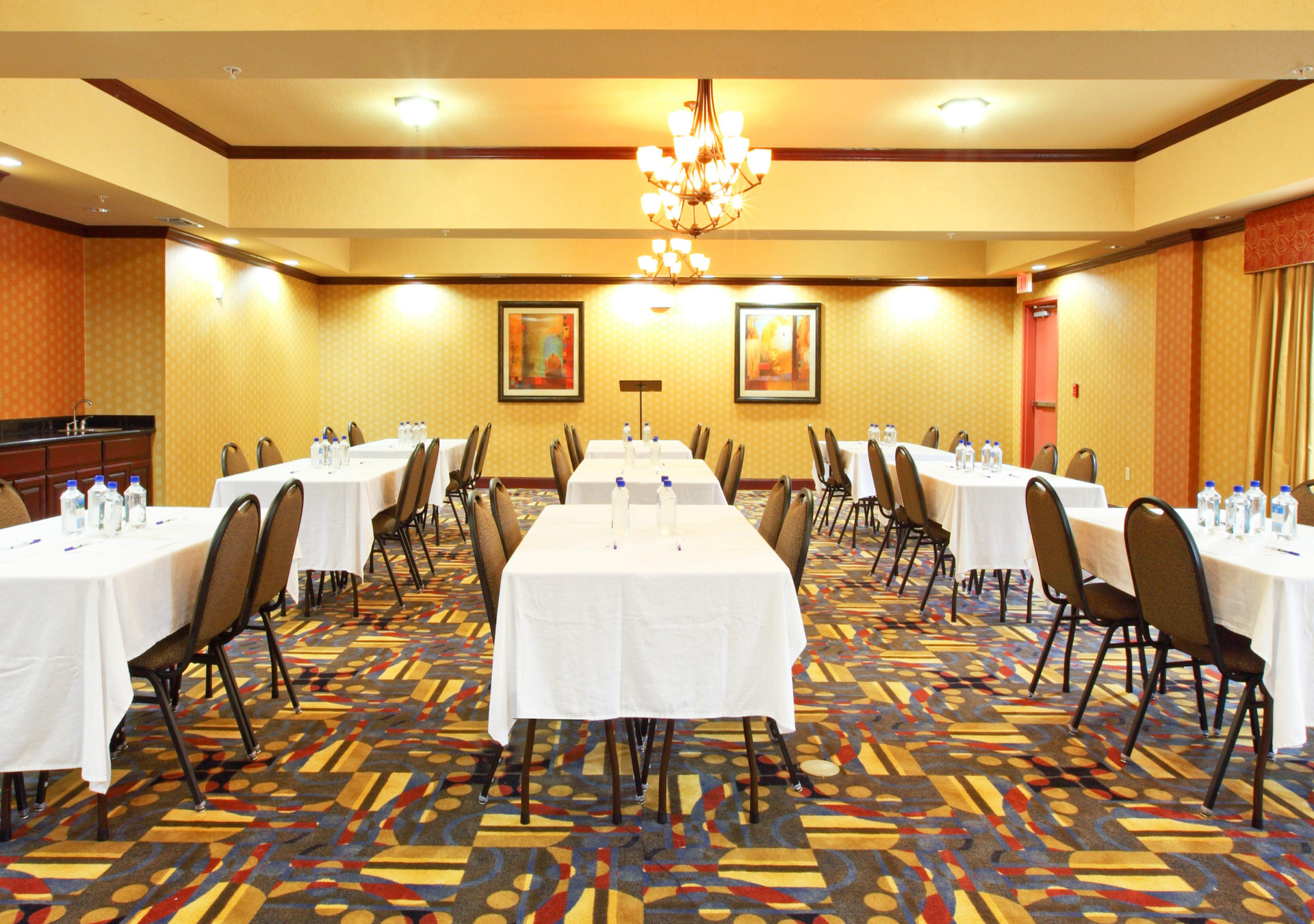 Centro de Negocios Holiday Inn Express & Suites Van Buren-Ft Smith Ar