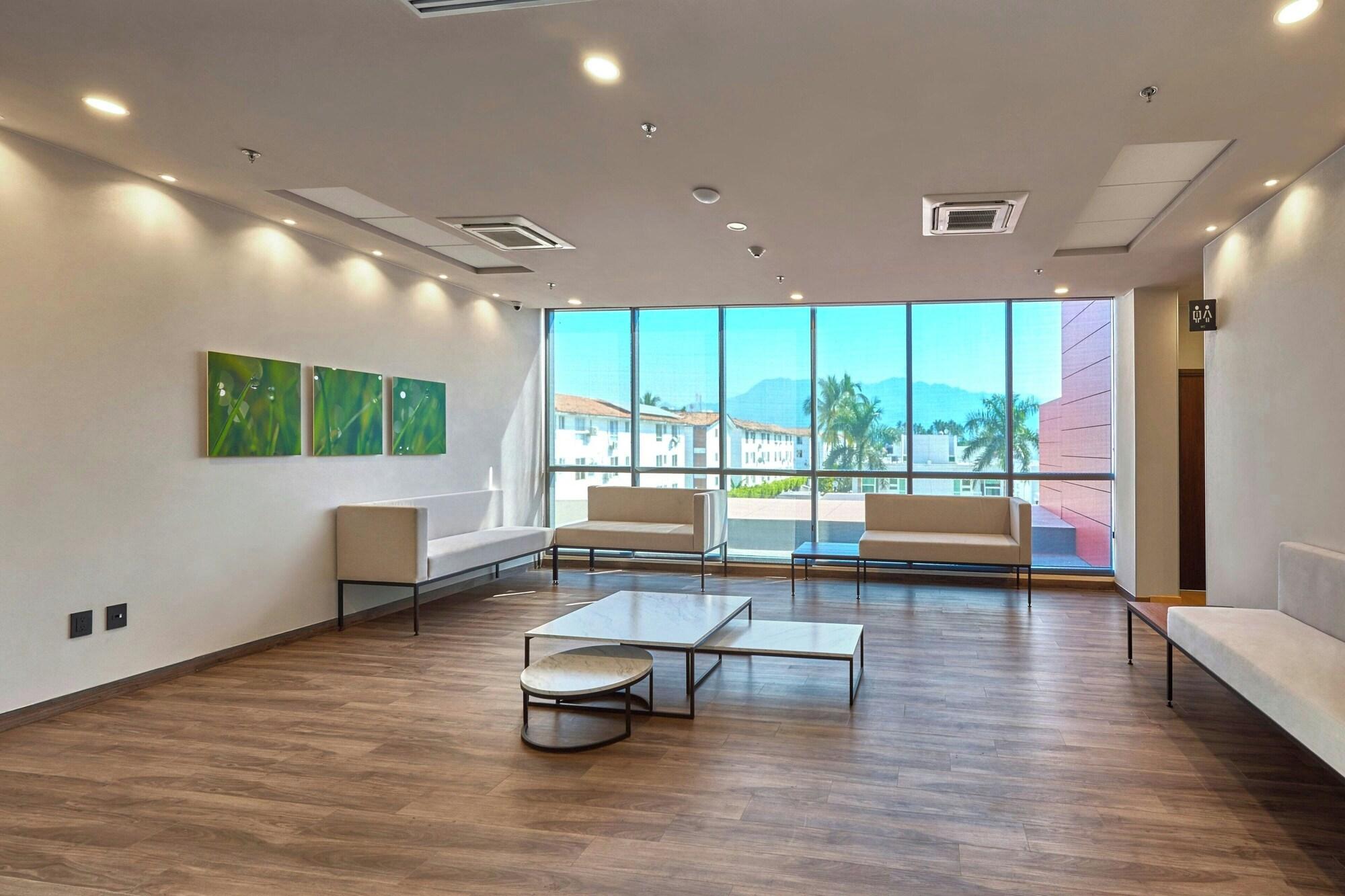 Vista Lobby City Express Plus by Marriott Puerto Vallarta