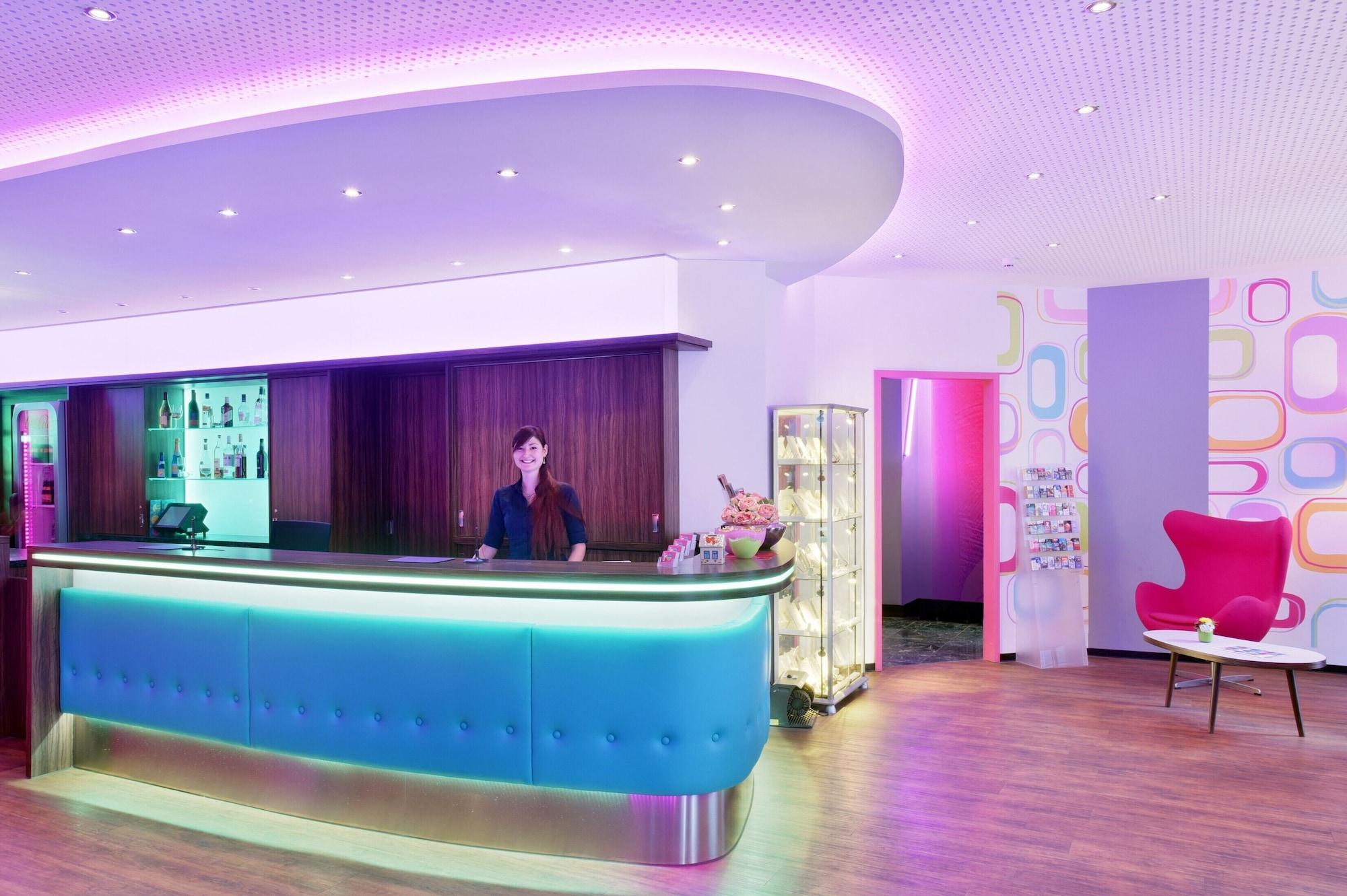 Vista Lobby Bed'nBudget City - Hostel