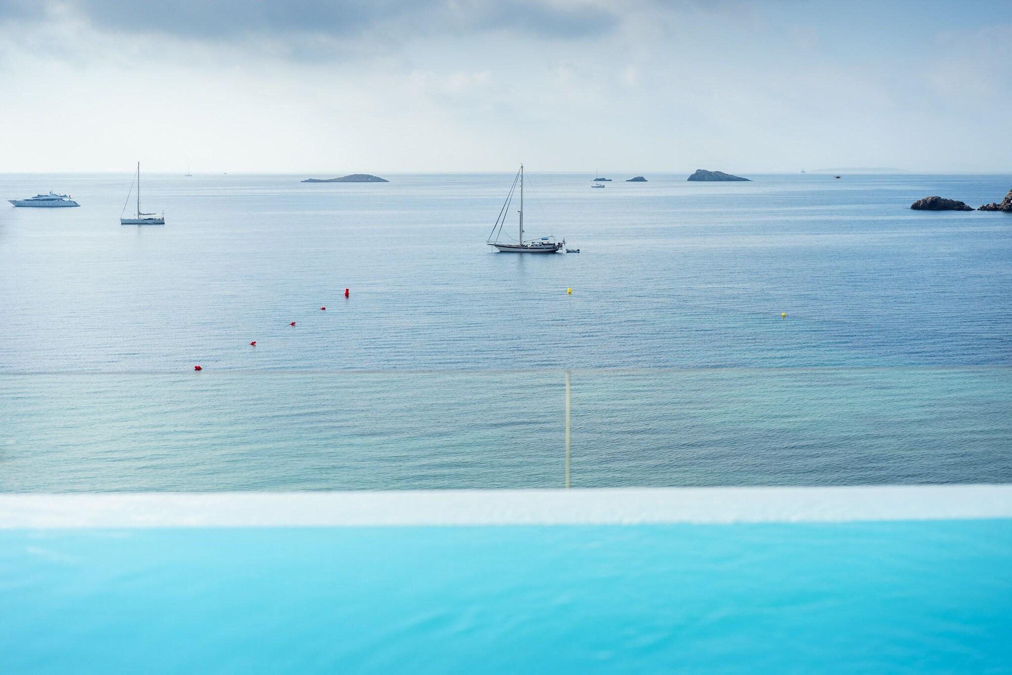 Vista Exterior One Ibiza Suites