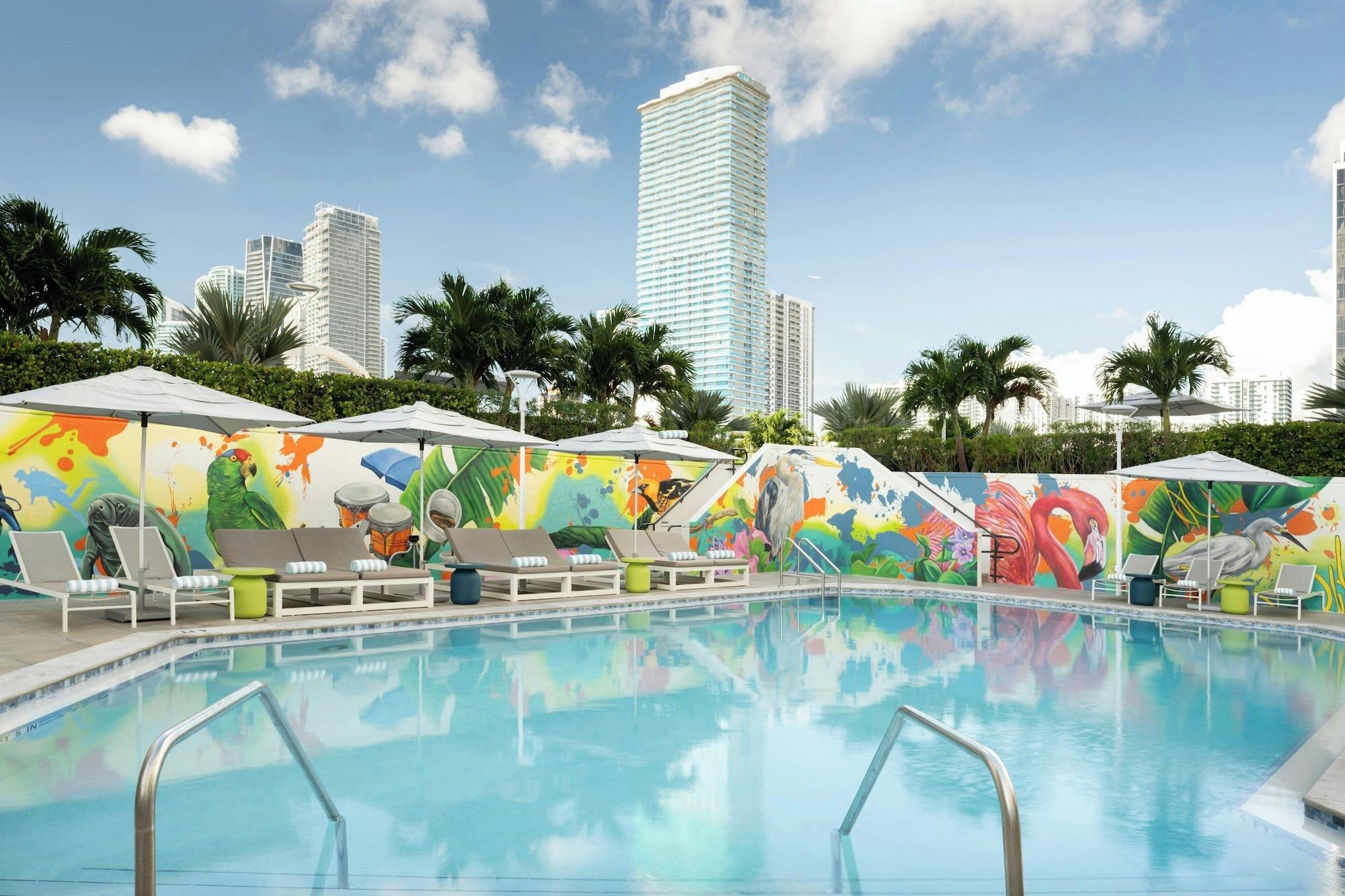 Vista Piscina Miami Marriott Biscayne Bay