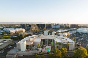 Alojamiento - Embassy Suites by Hilton Phoenix Biltmore
