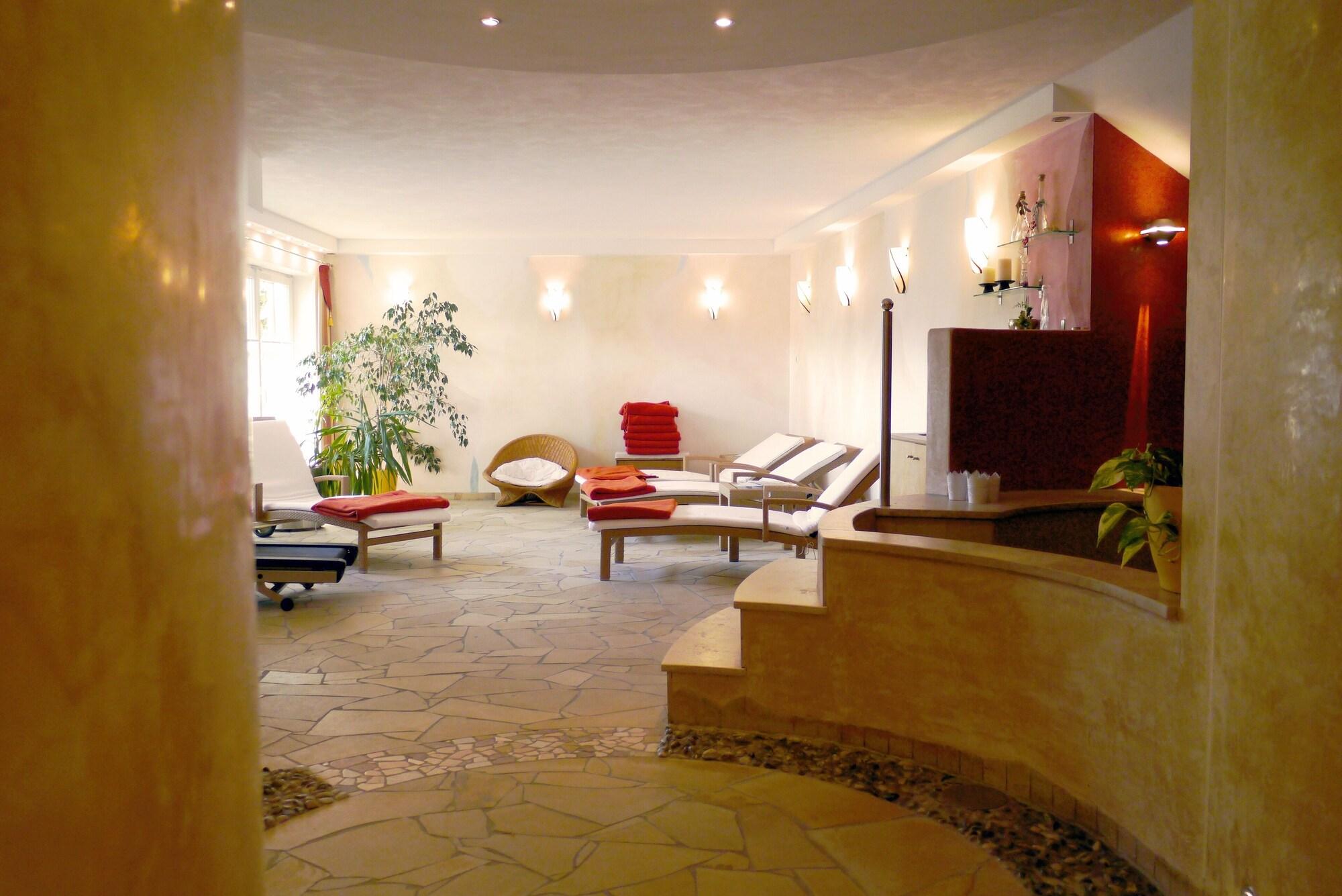 Spa Hollerhöfe Zu Gast im Dorf