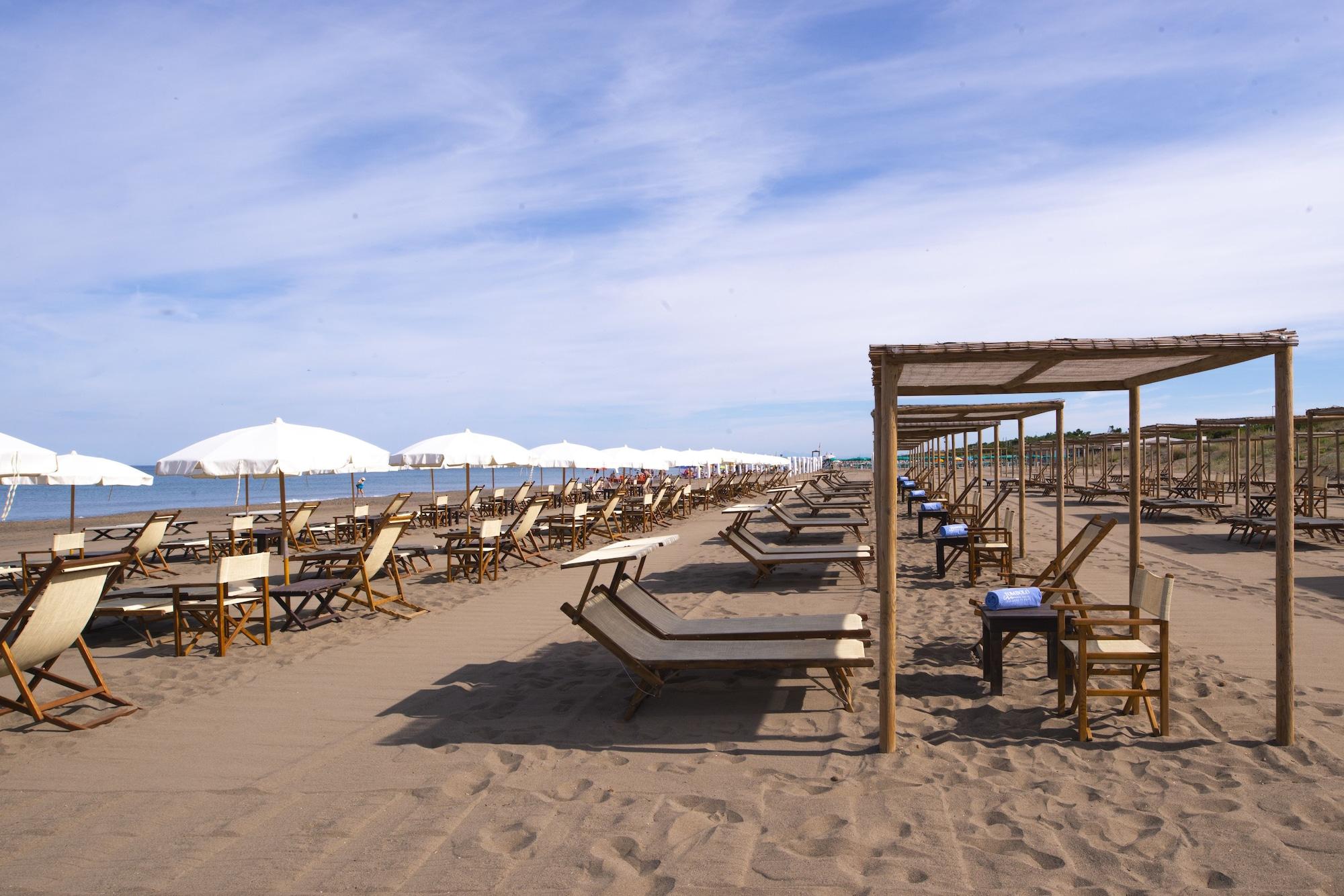 Playa Tombolo Talasso Resort