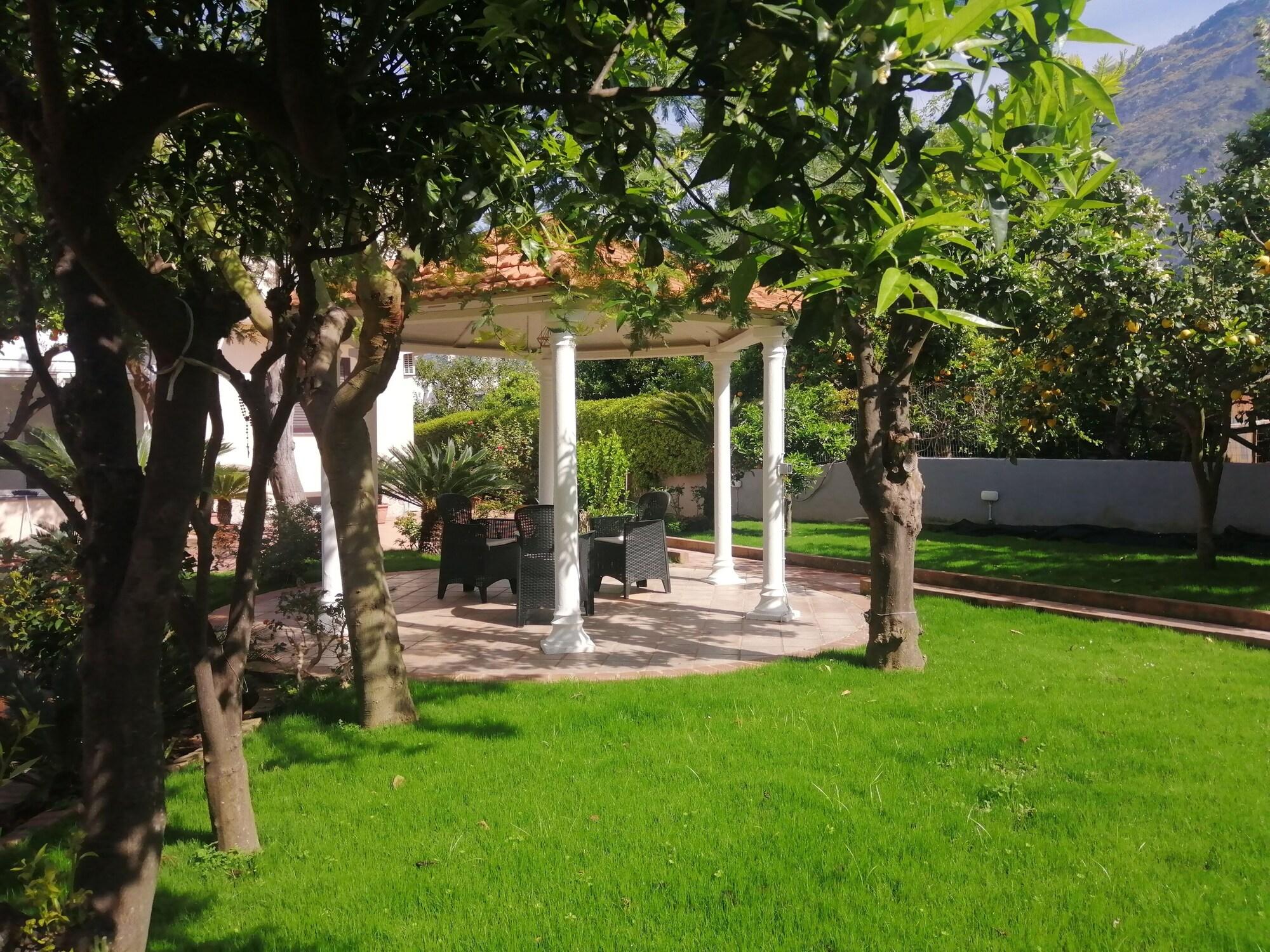 Comodidades del Alojamiento Summer Colors rooms & apartments