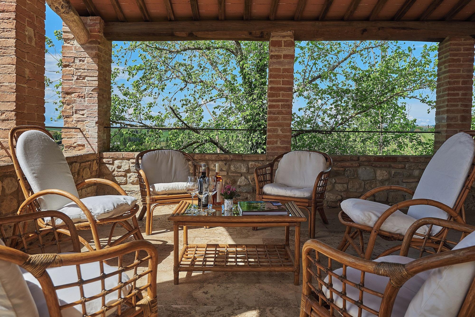 Vista Exterior La Gazzara Castell'In Villa
