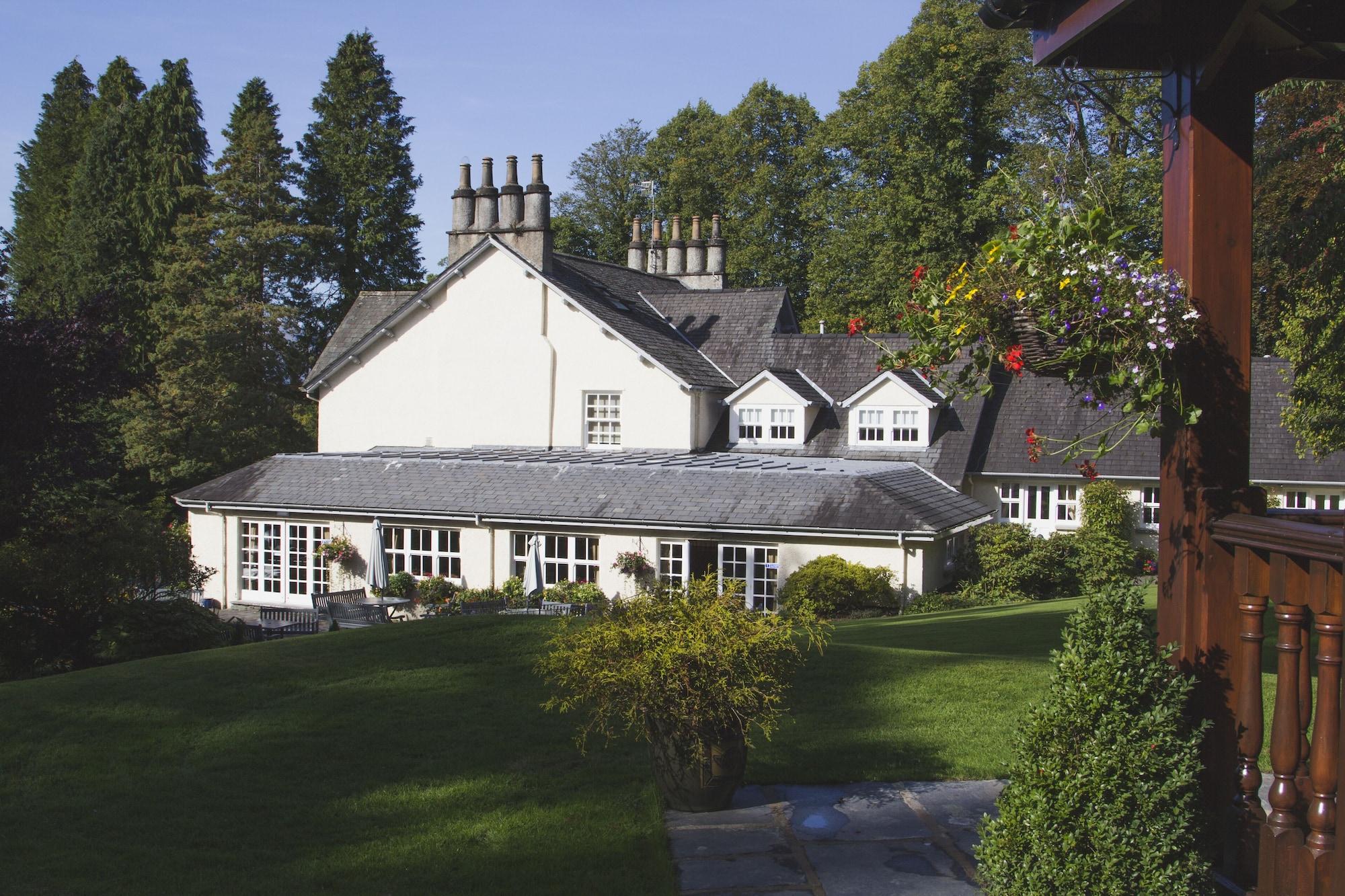 Vista Exterior Briery Wood Country House Hotel