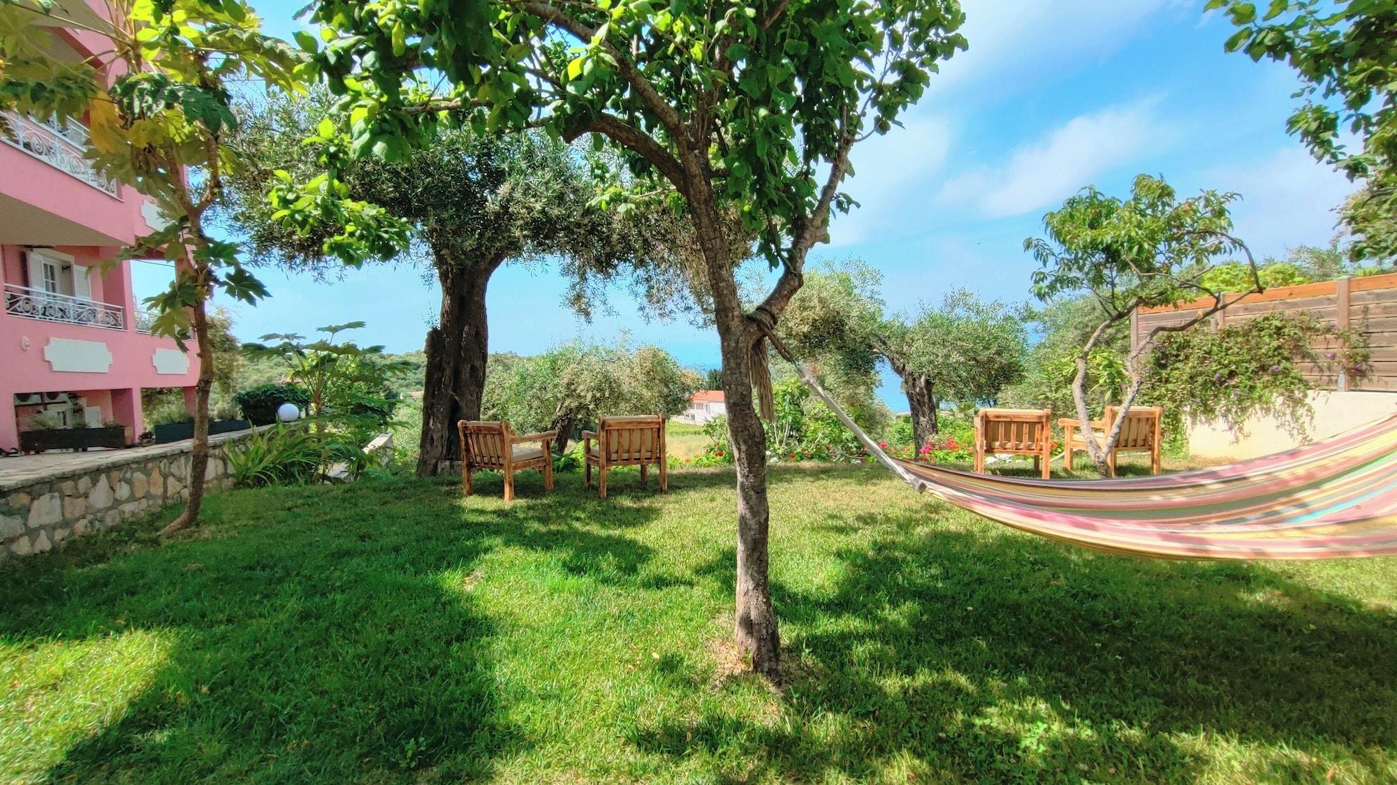 Vista Exterior Villa Bambas