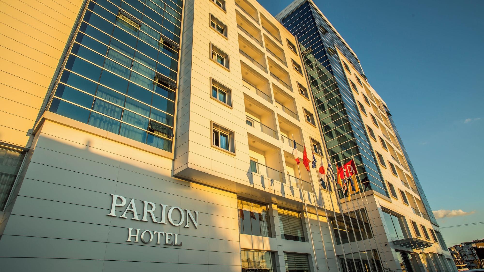 Vista Exterior Parion Hotel