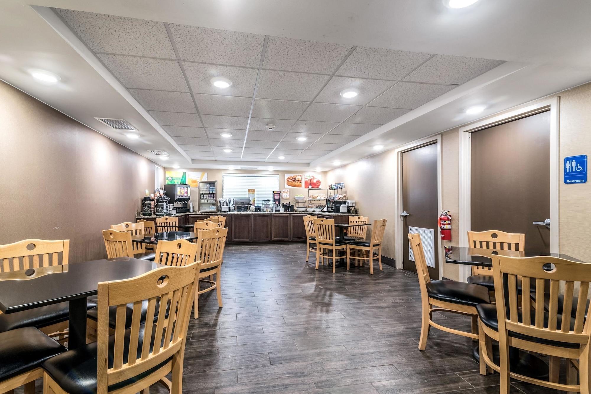Restaurant Quality Inn Ithaca - University Area