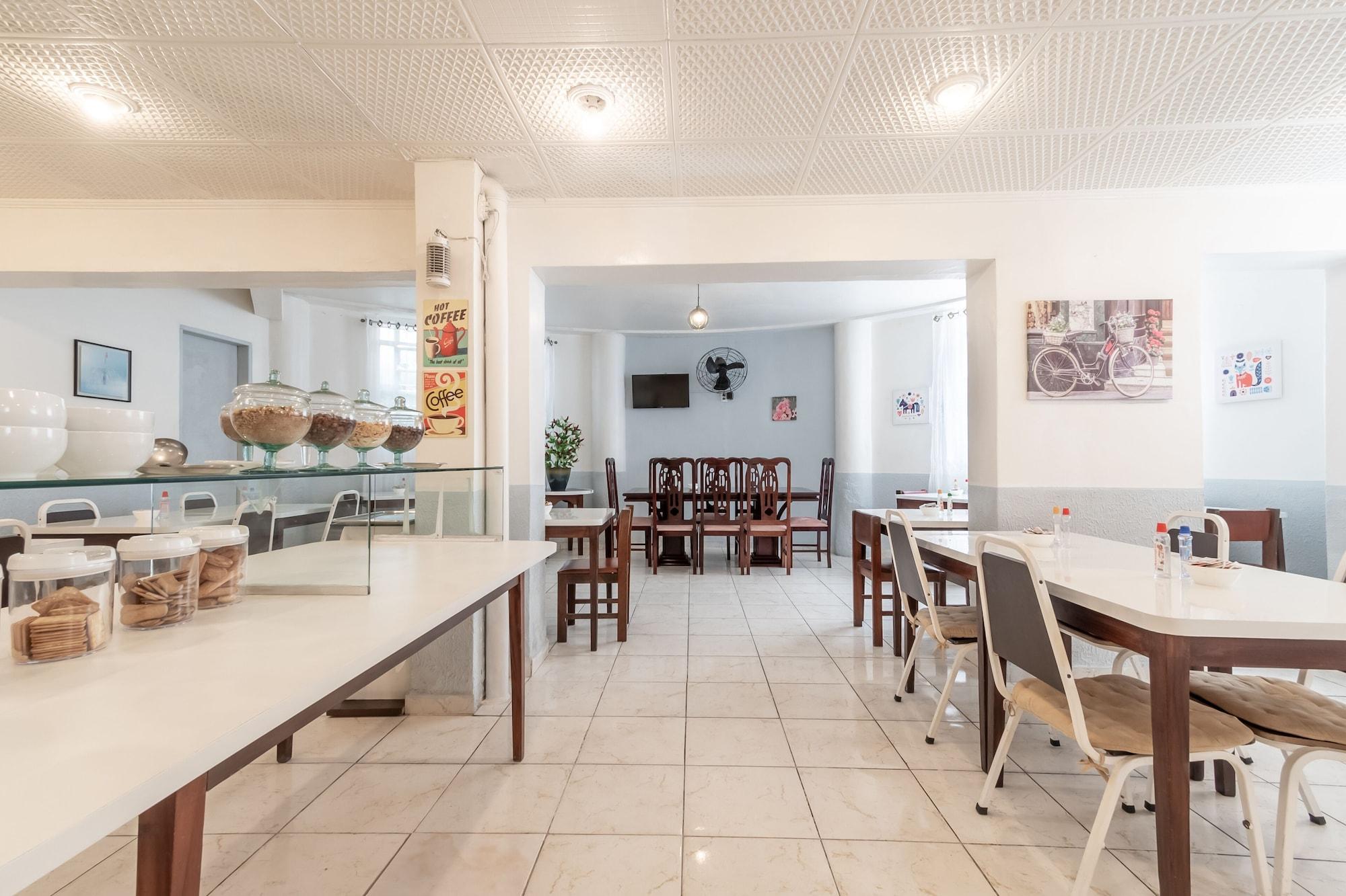 Restaurant OYO Hotel Céu Azul, São Vicente