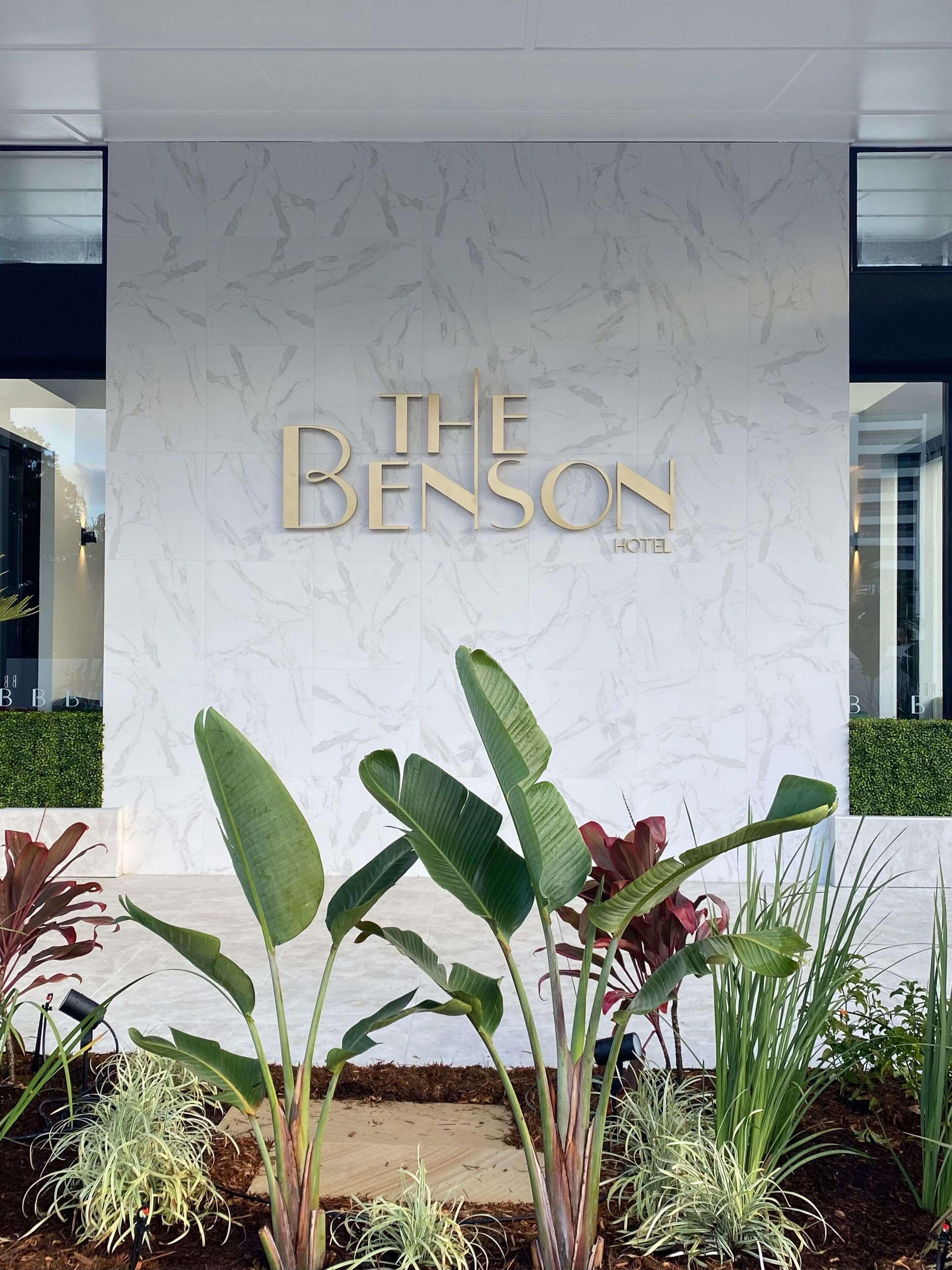 Vista Exterior The Benson Hotel