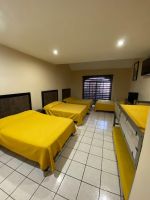 Alquiler Vacacional - Casa Cármelo with Private Heated Pool 2 Minutes from the Malecon