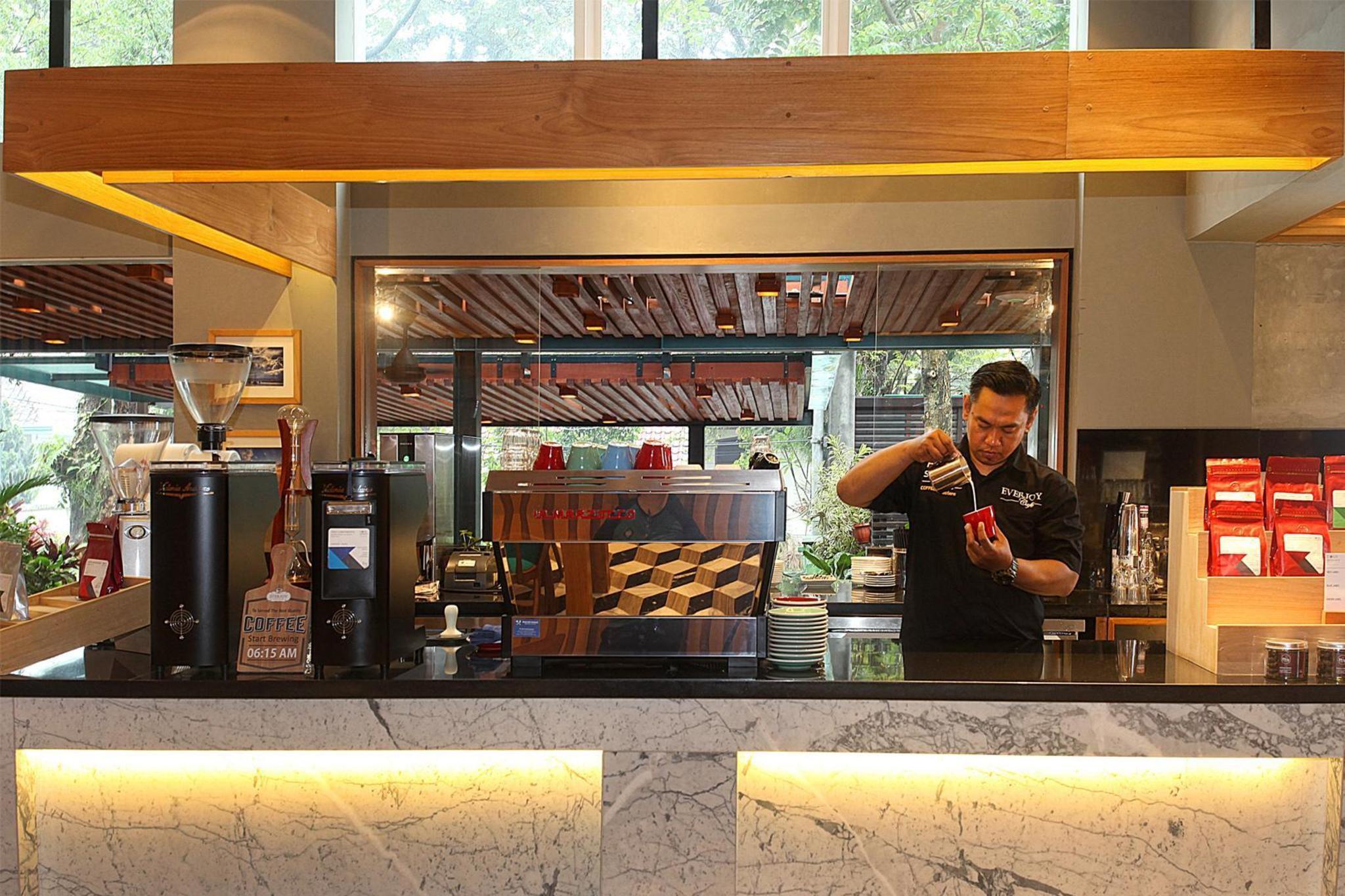 Bar/Salón Ivory Hotel Bandung