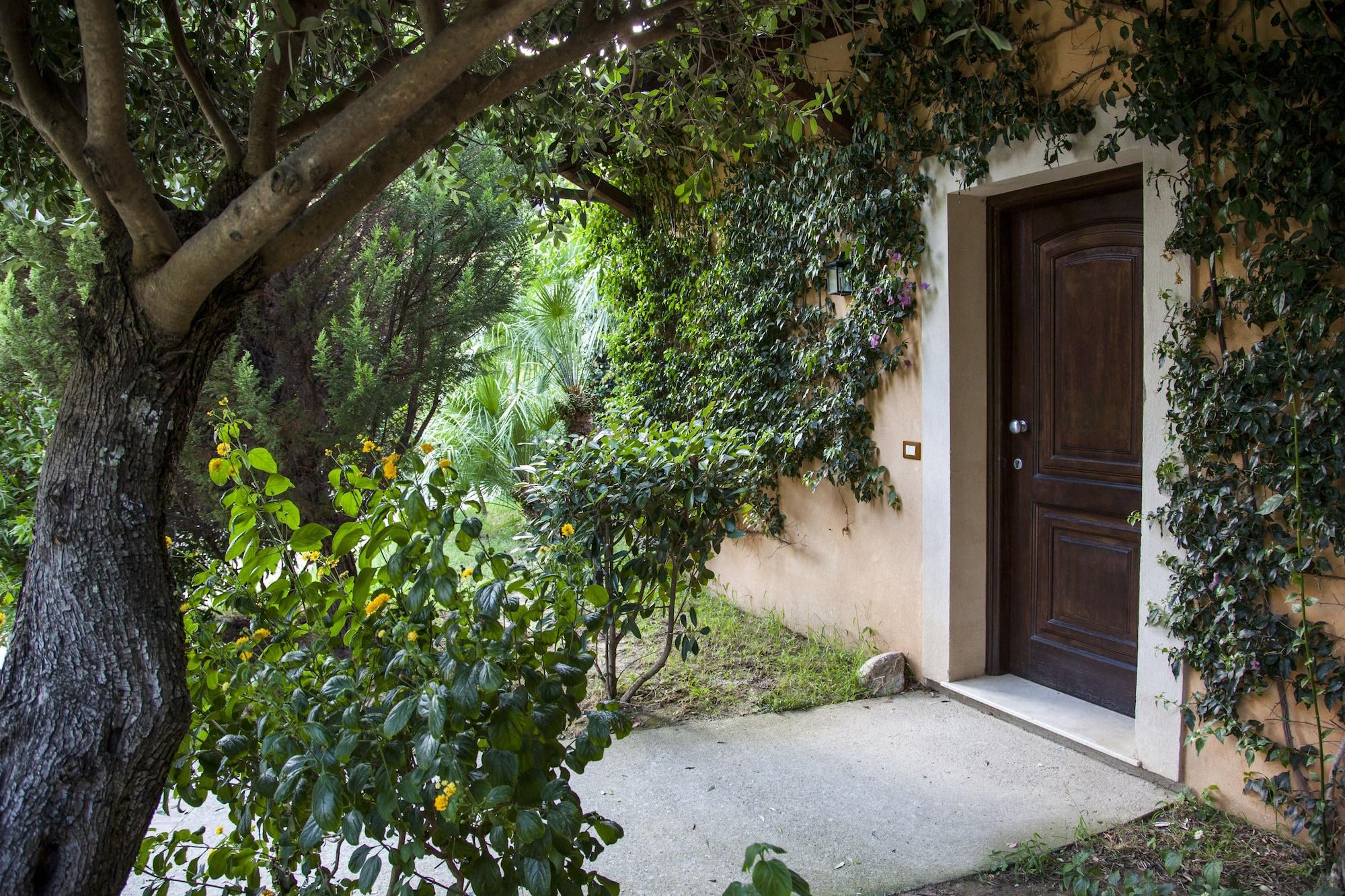 Vista Exterior BV Borgo Del Principe