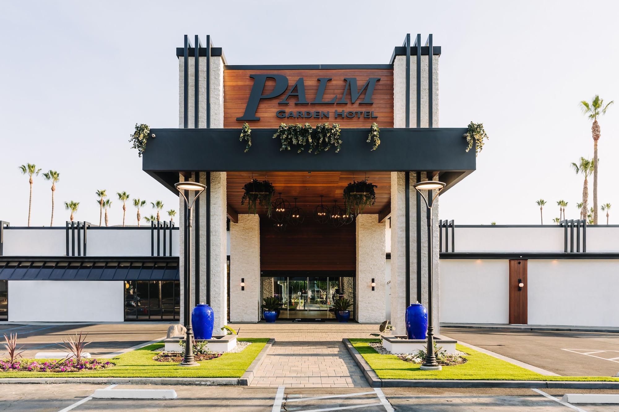 Vista Exterior Palm Garden Hotel