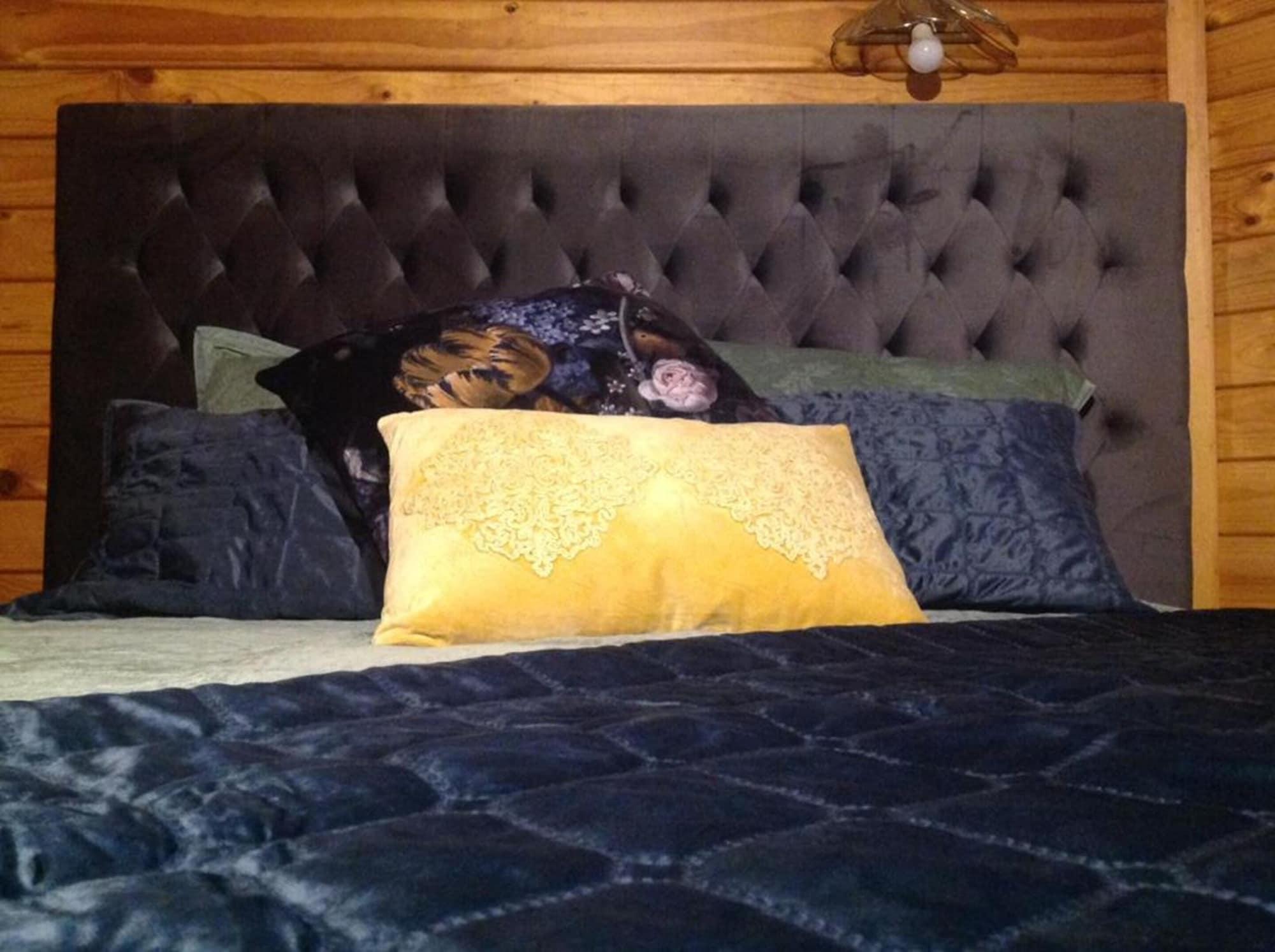 Varios Alpine Lodge Motel