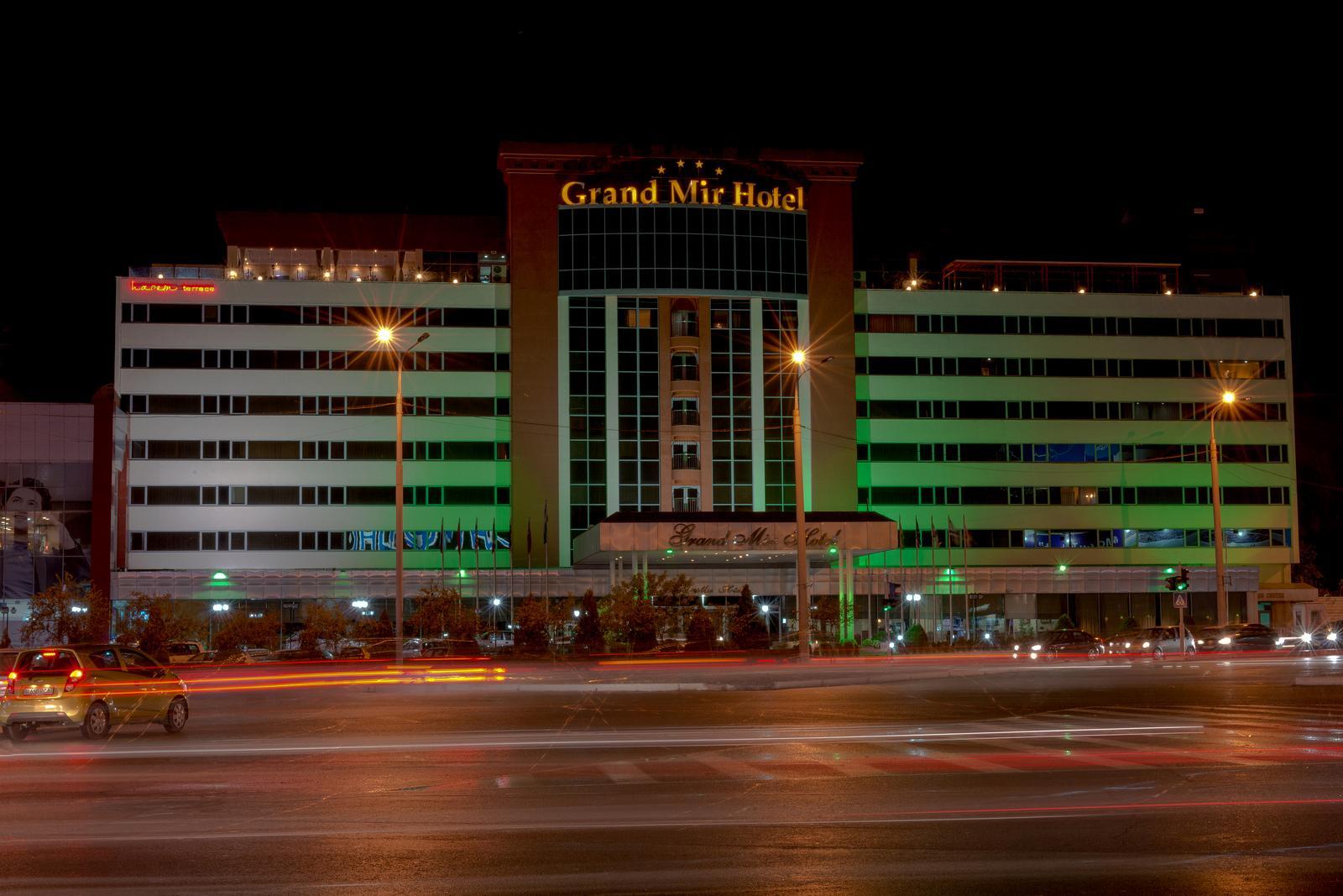 Vista Exterior Grand Mir Hotel
