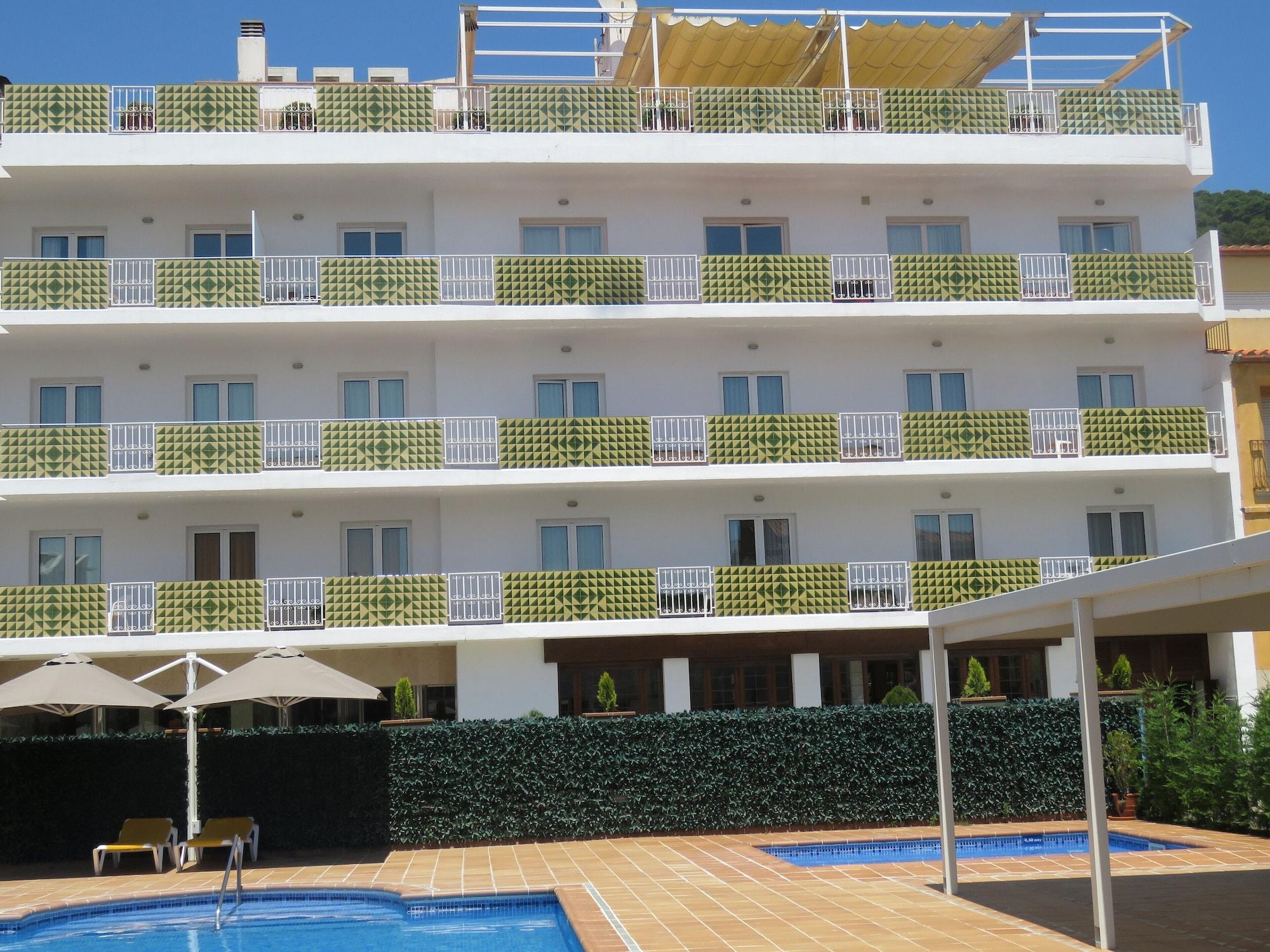 Vista Exterior Hotel Santa Anna