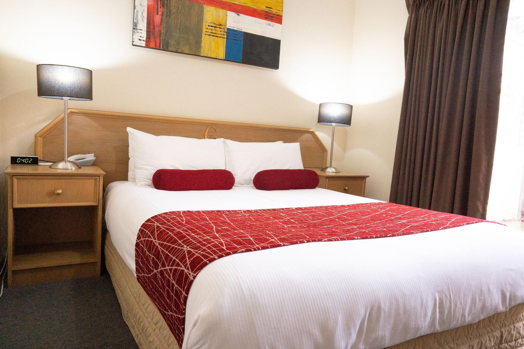 Spa Admiralty Inn