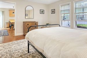 Alquiler Vacacional - Charming 1-bedroom condo in Pleasant Dedham with AC