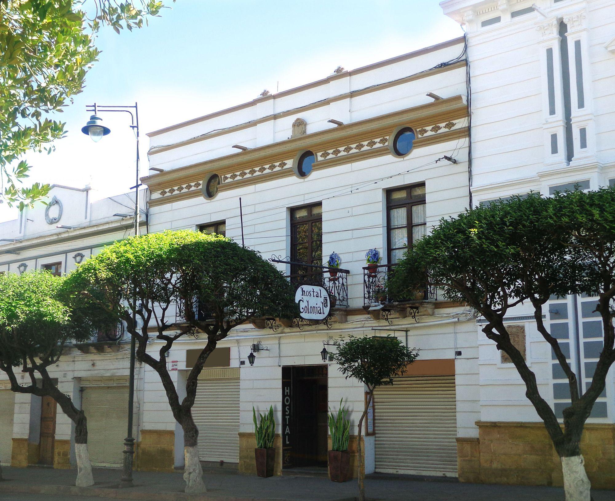 Vista Exterior Hostal Colonial