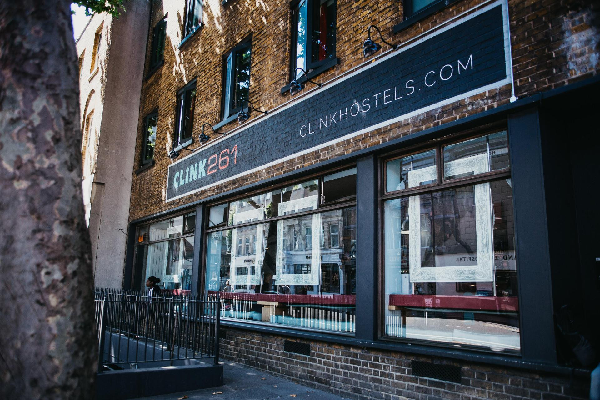 Vista Exterior Clink 261 Hostel