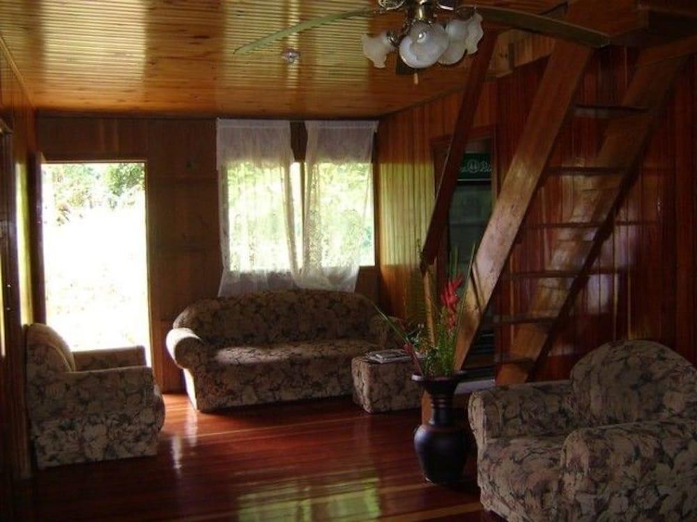 Vista Lobby Casa Horizontes Corcovado