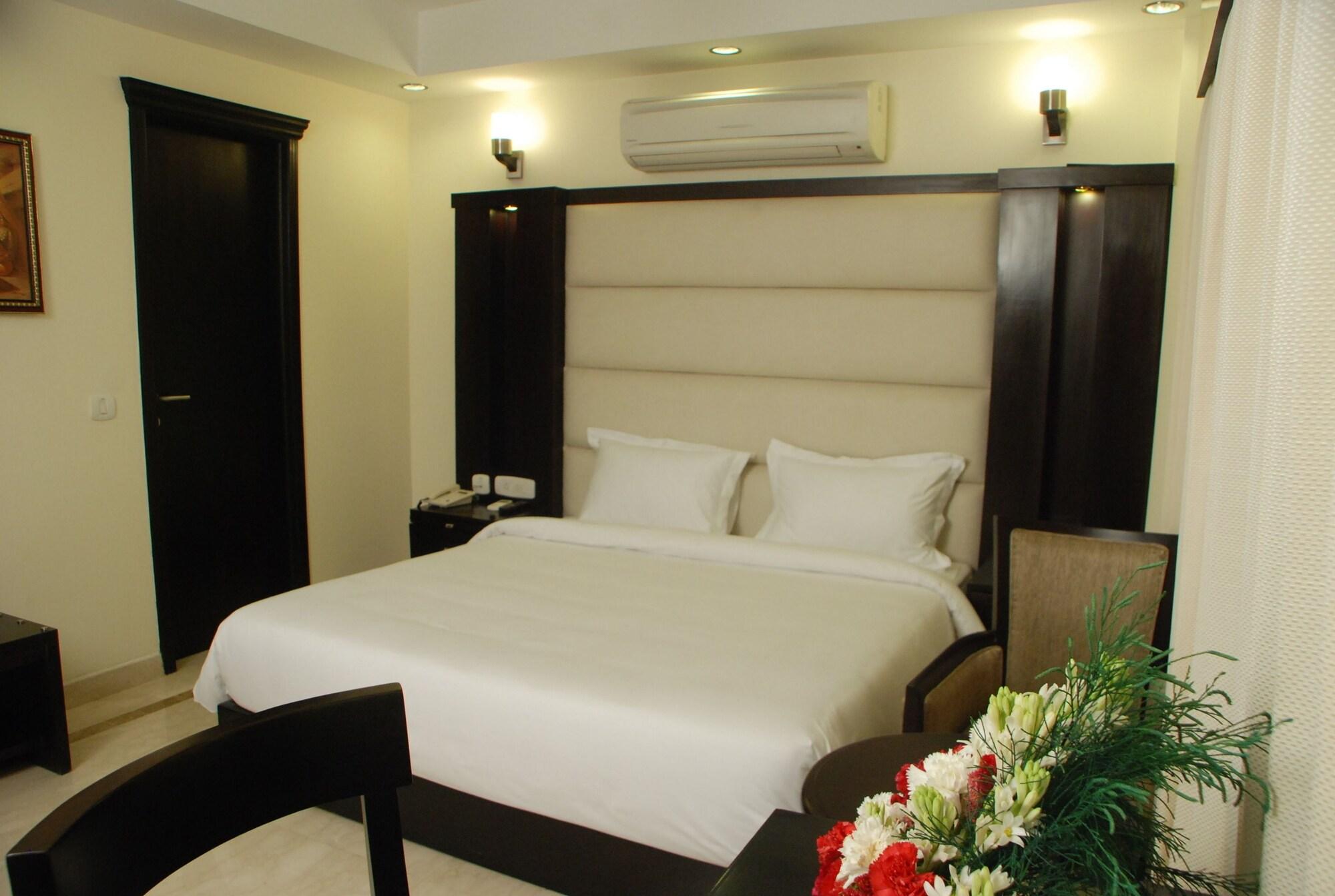 Habitación Hotel Meridian Plaza