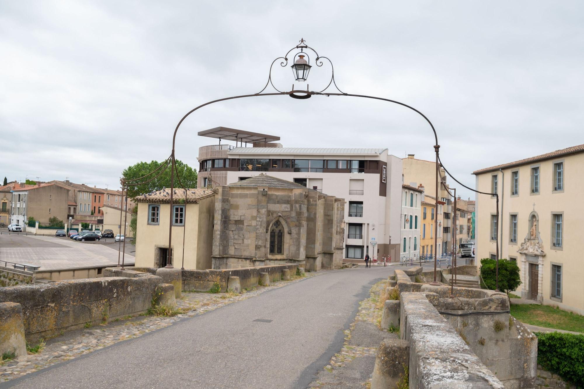 Vista Exterior Tribe Carcassonne