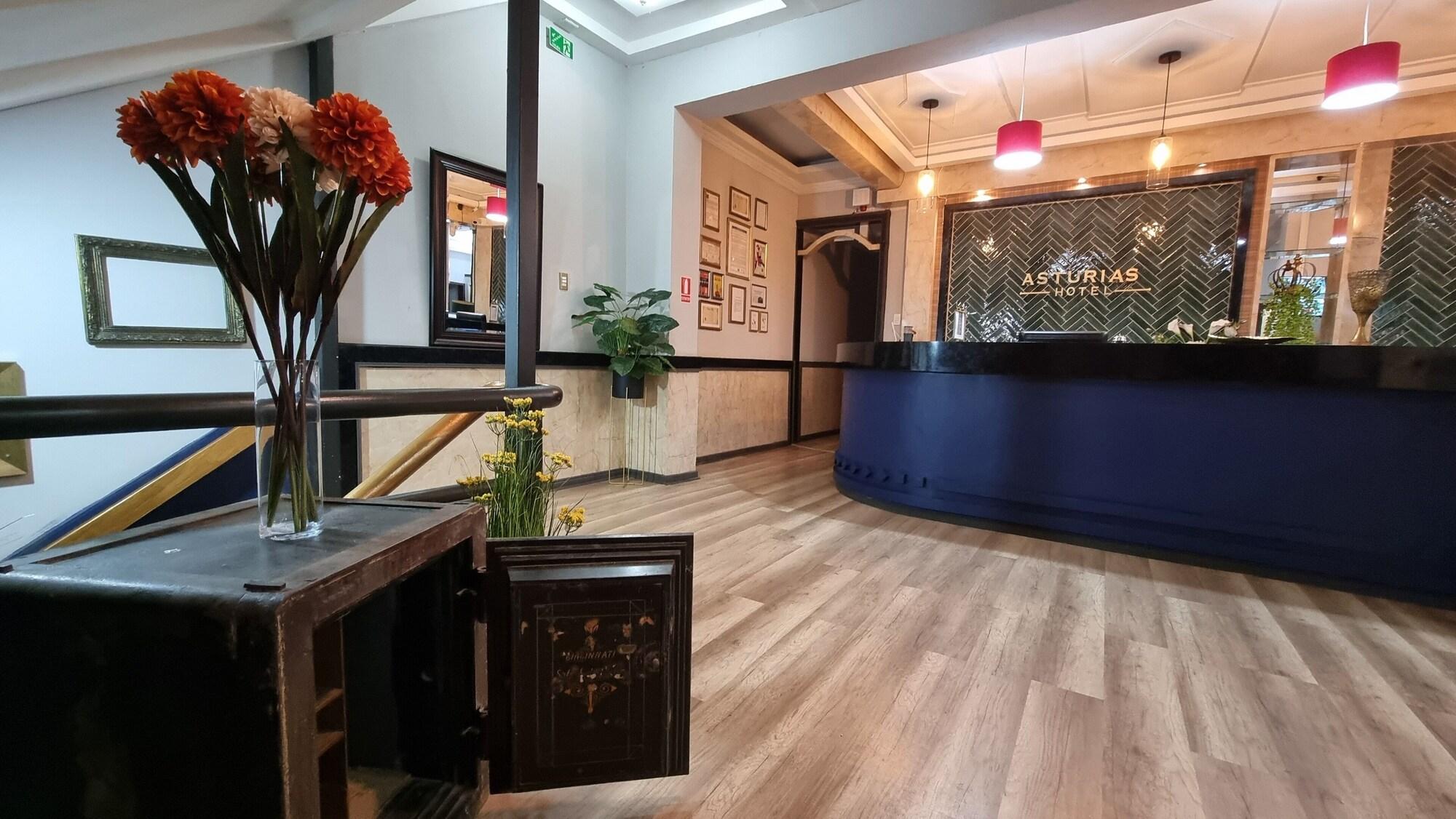 Vista Lobby Hotel Asturias