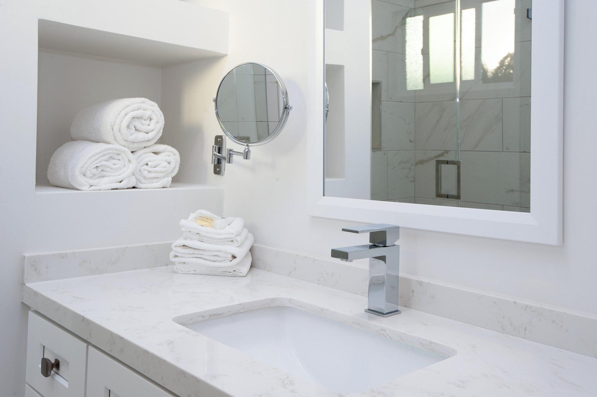Equipamiento de Habitación Studio City Court Yard Hotel