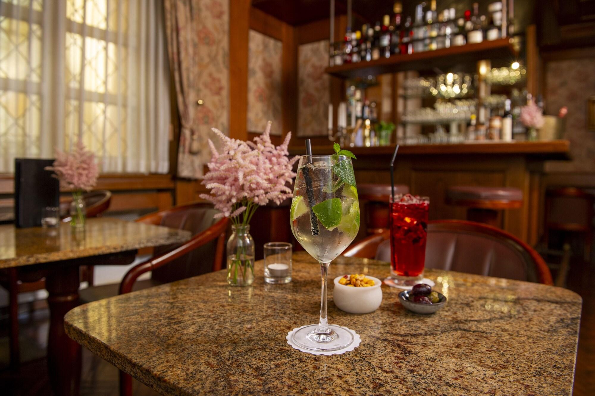 Bar/Salón Hotel Stoller