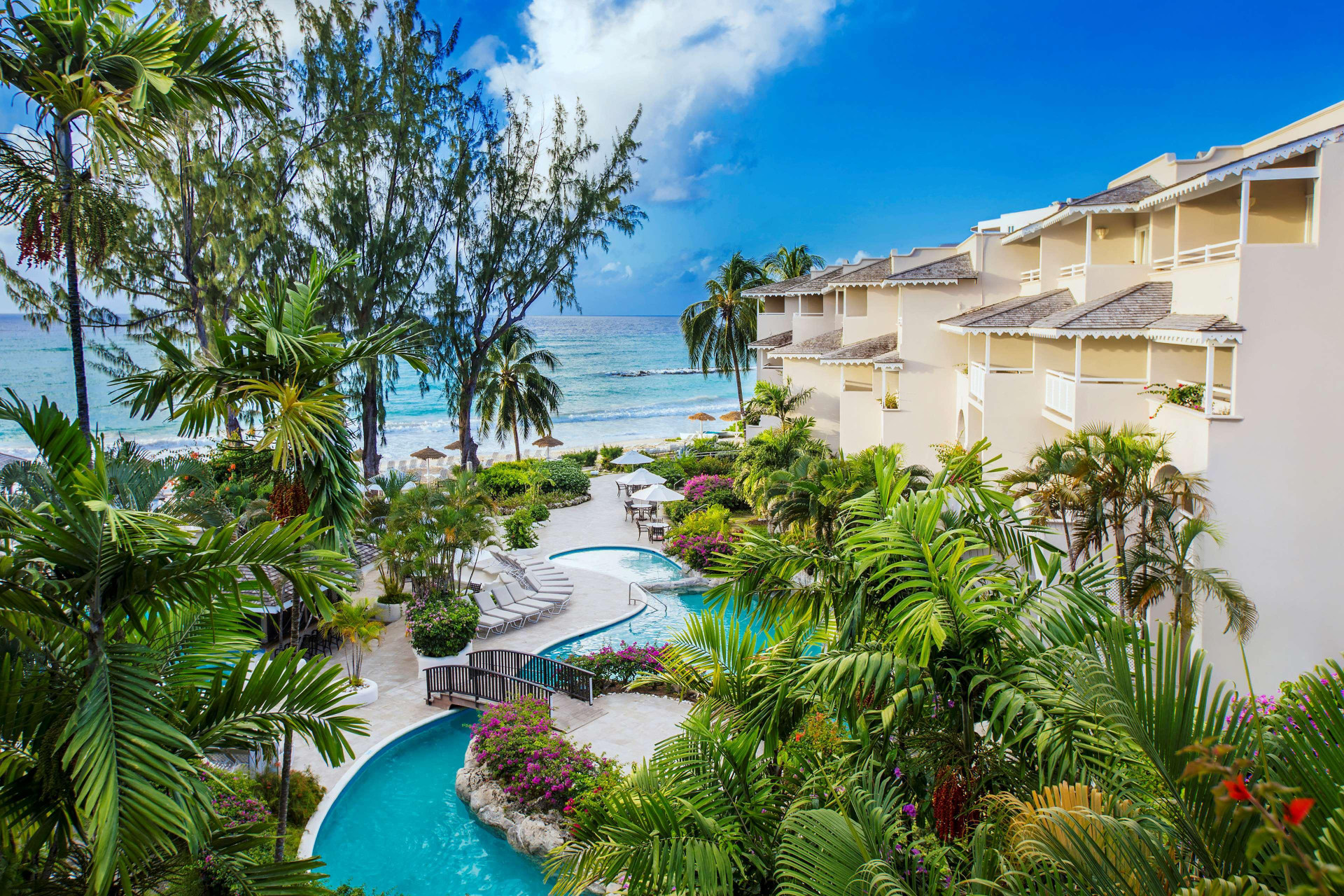 Vista Exterior Bougainvillea Barbados
