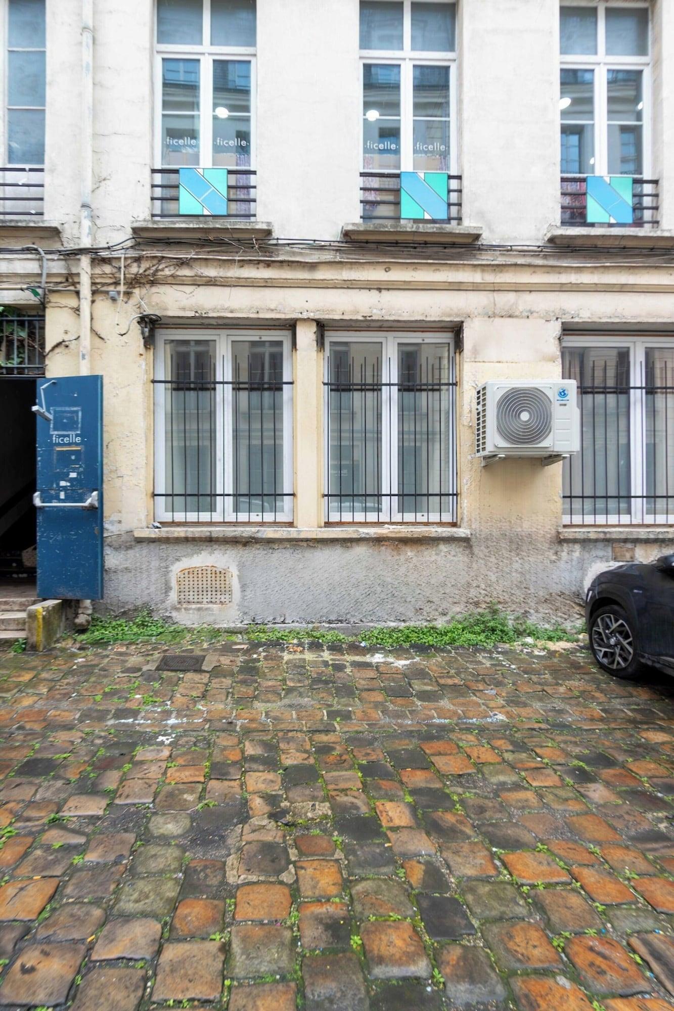 Vista Exterior Superb Apartment in the Center of Paris