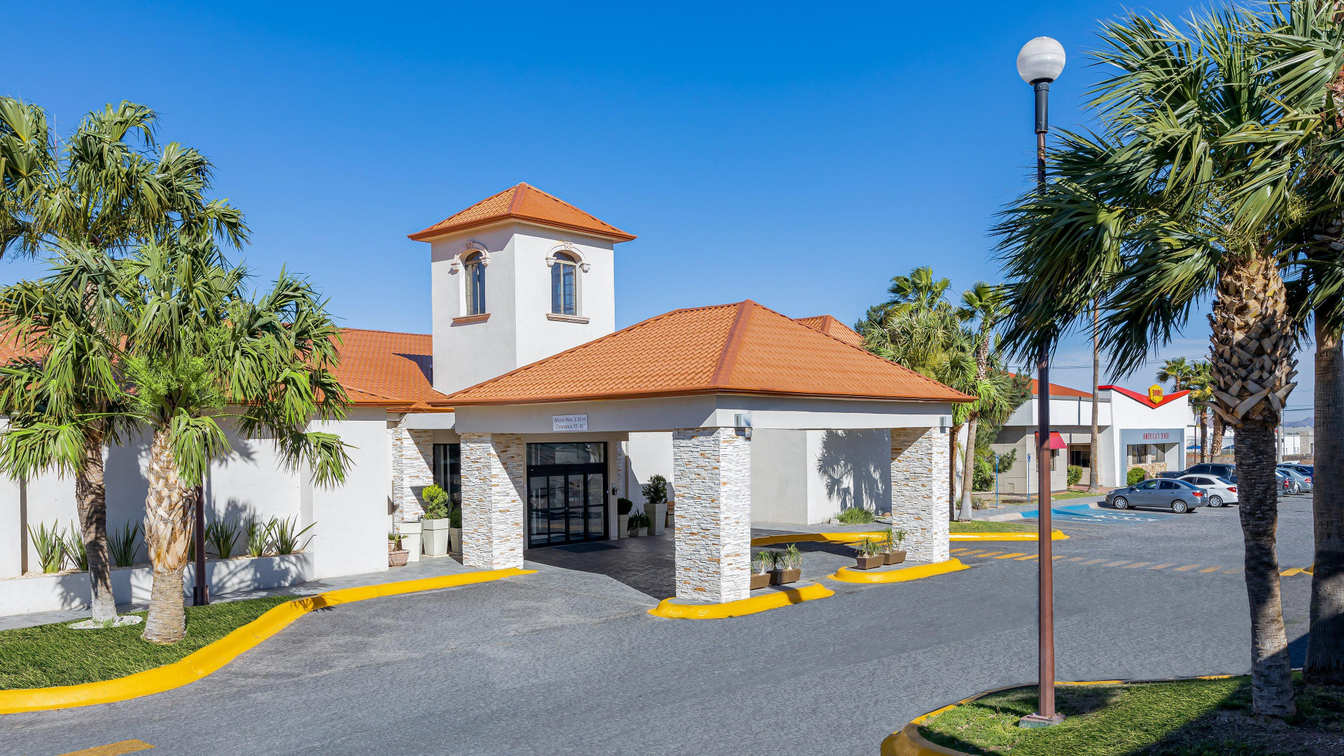 Vista Exterior Holiday Inn Express Chihuahua by IHG