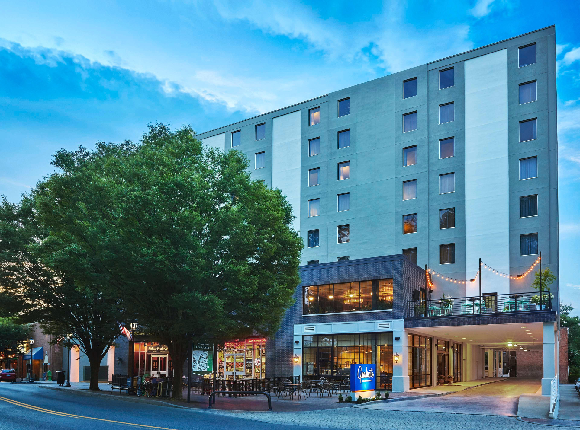 Vista Exterior Graduate by Hilton Charlottesville