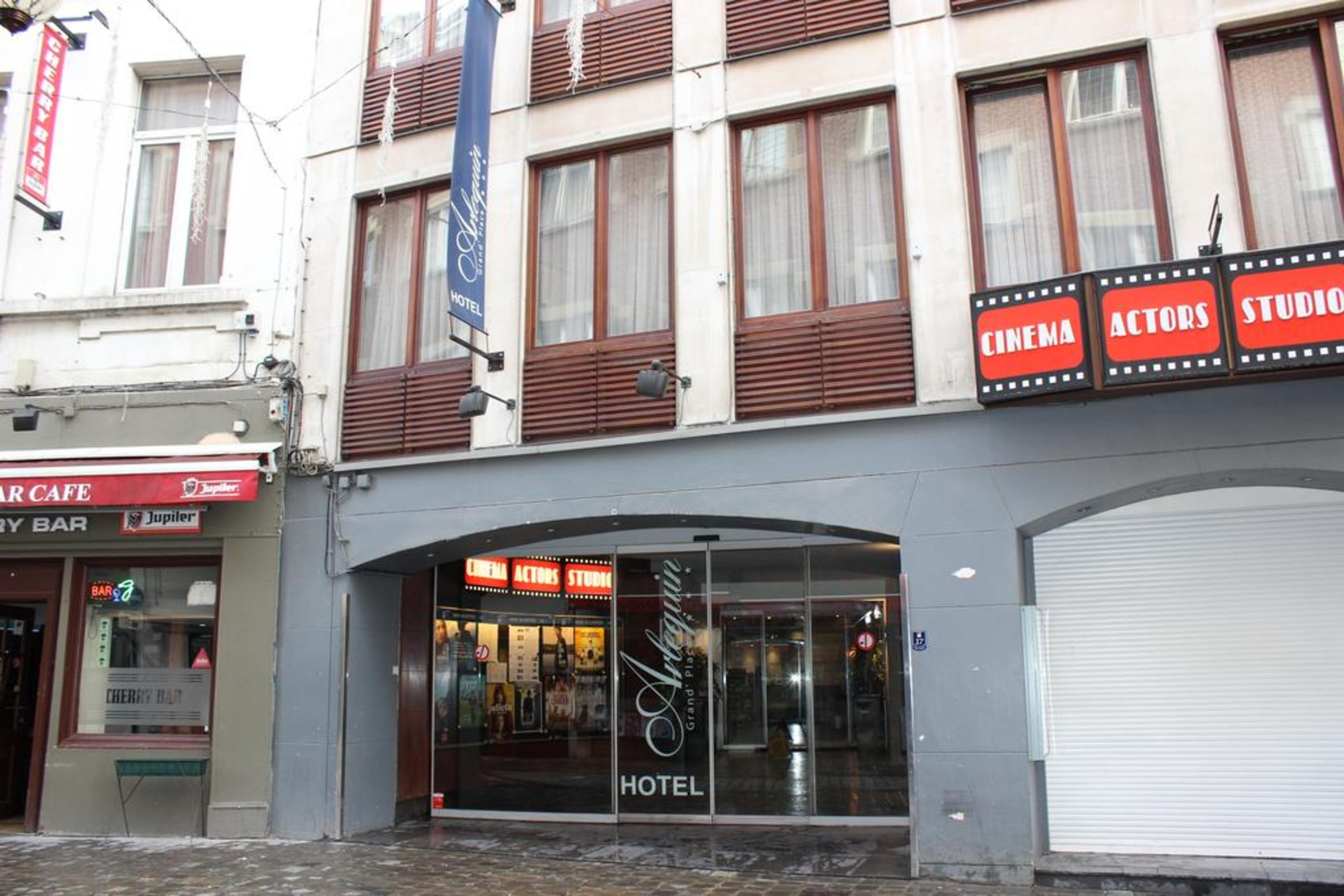 Vista Exterior Floris Arlequin Grand Place