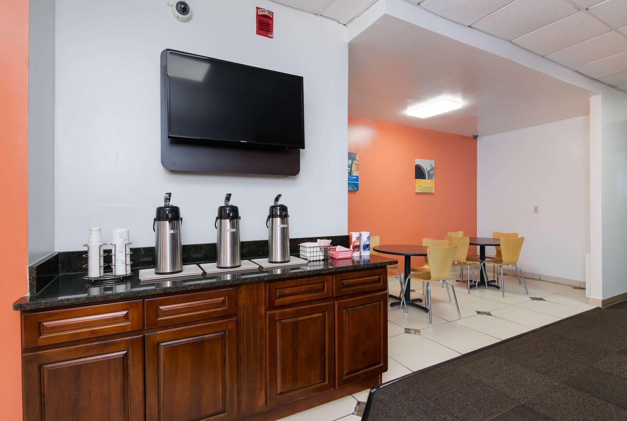 Bar/Salón Motel 6 Seaford, DE