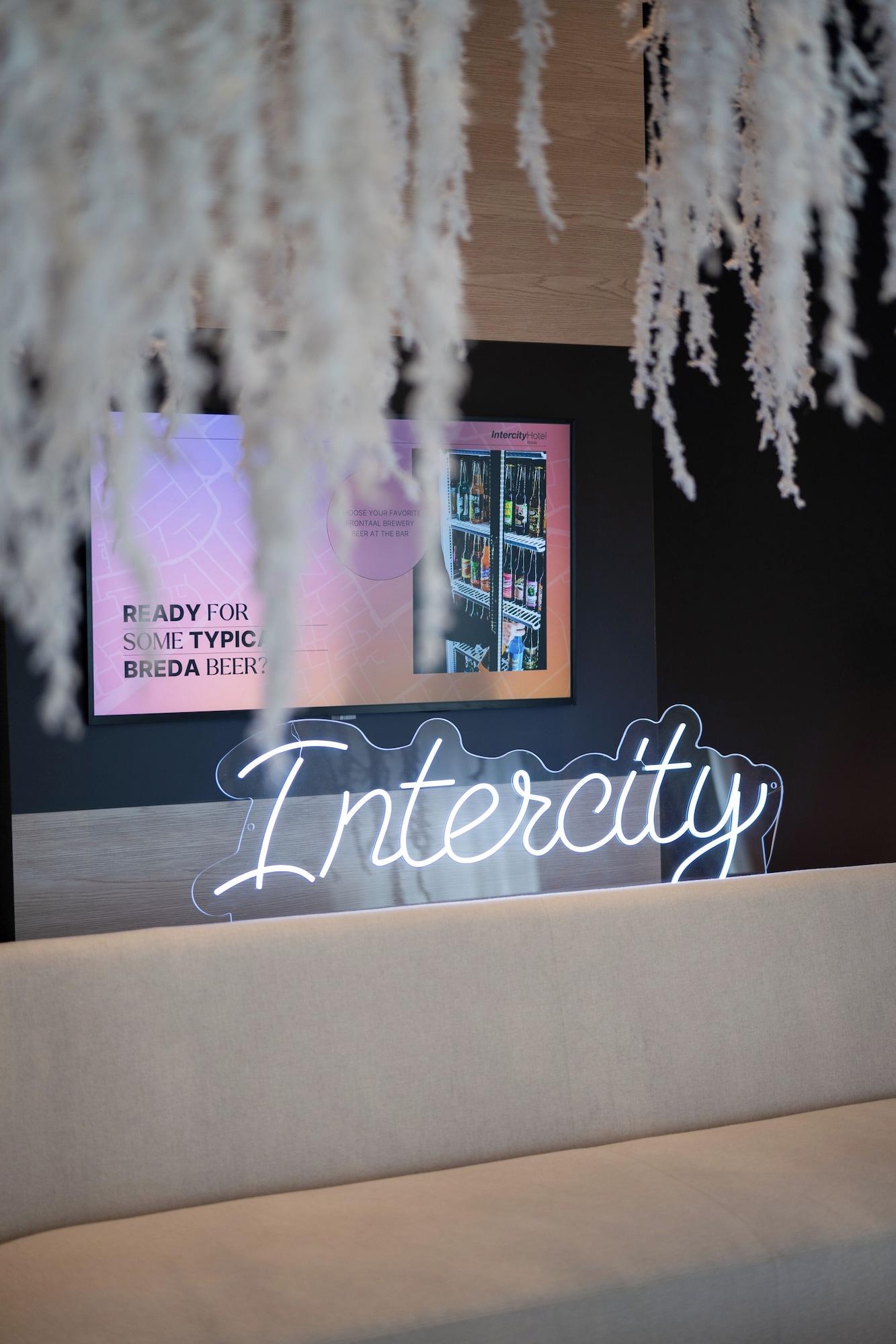 Vista Lobby Intercityhotel Breda