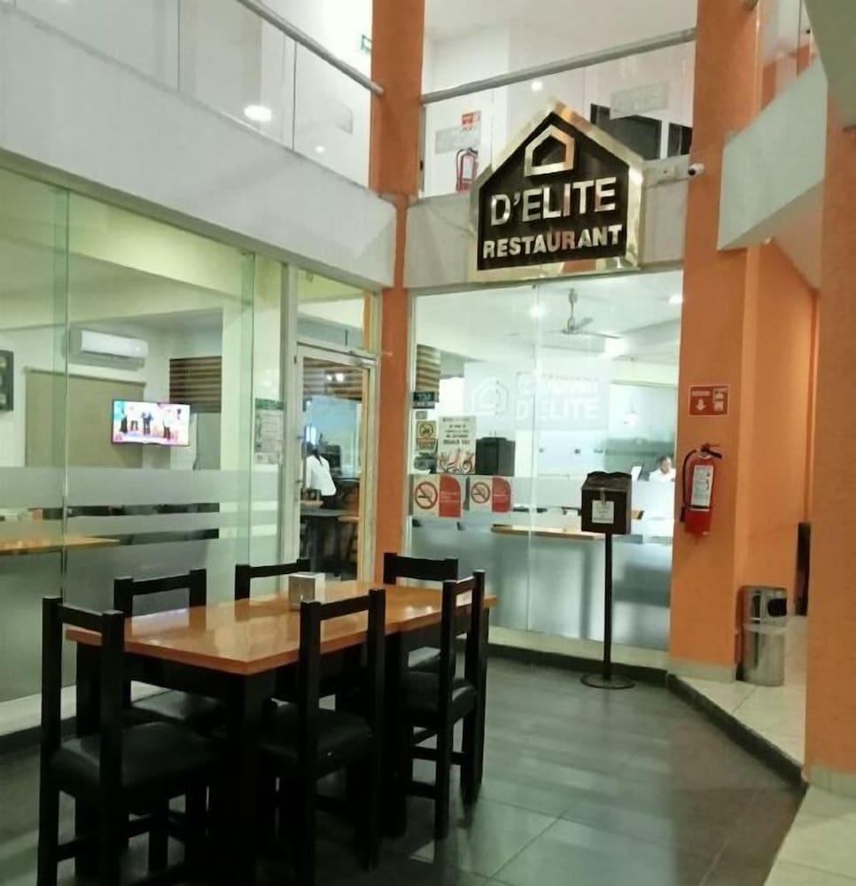 Restaurant HOTEL PLAZA ELITE