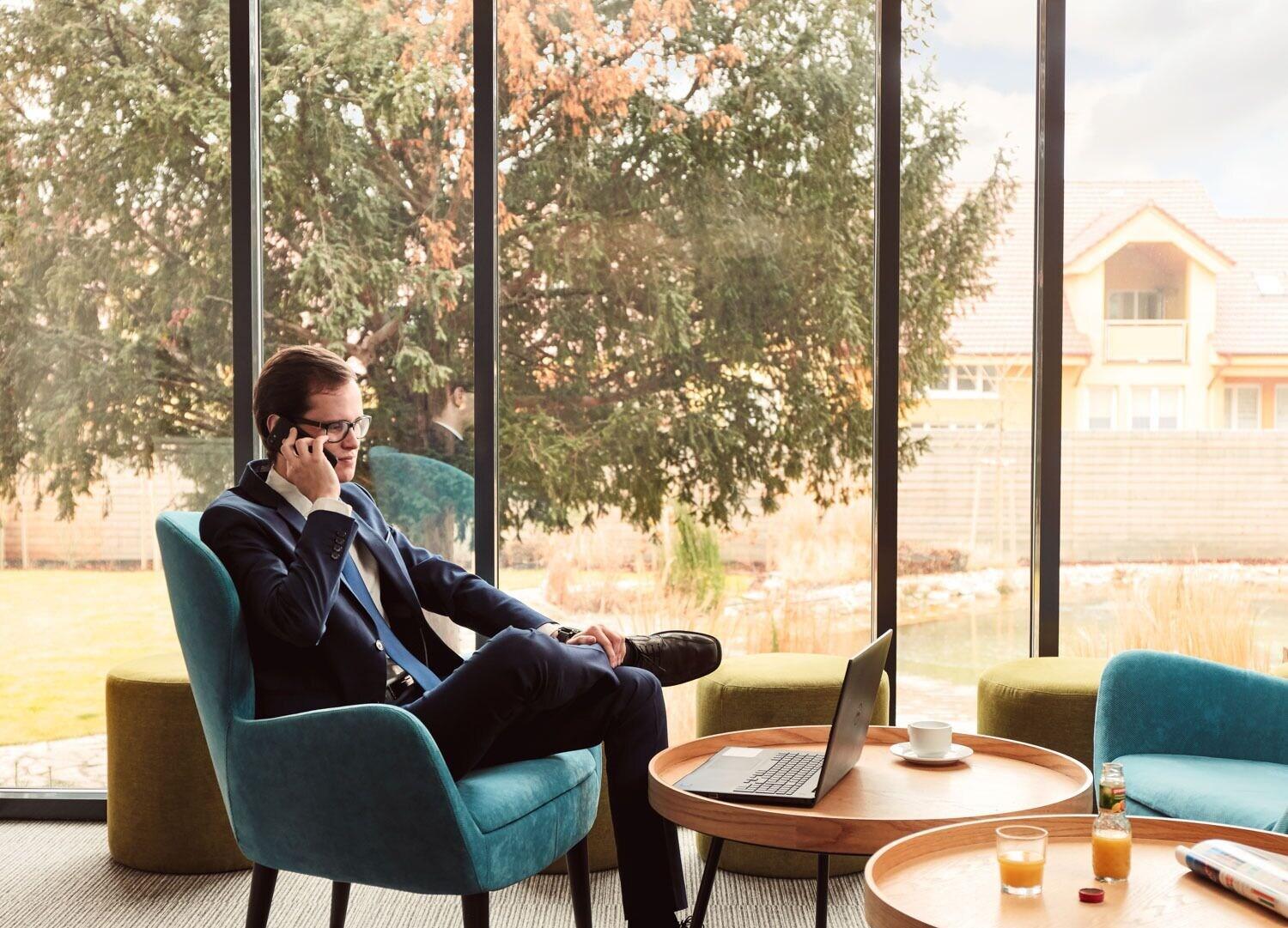 Centro de Negocios Hotel Volarik