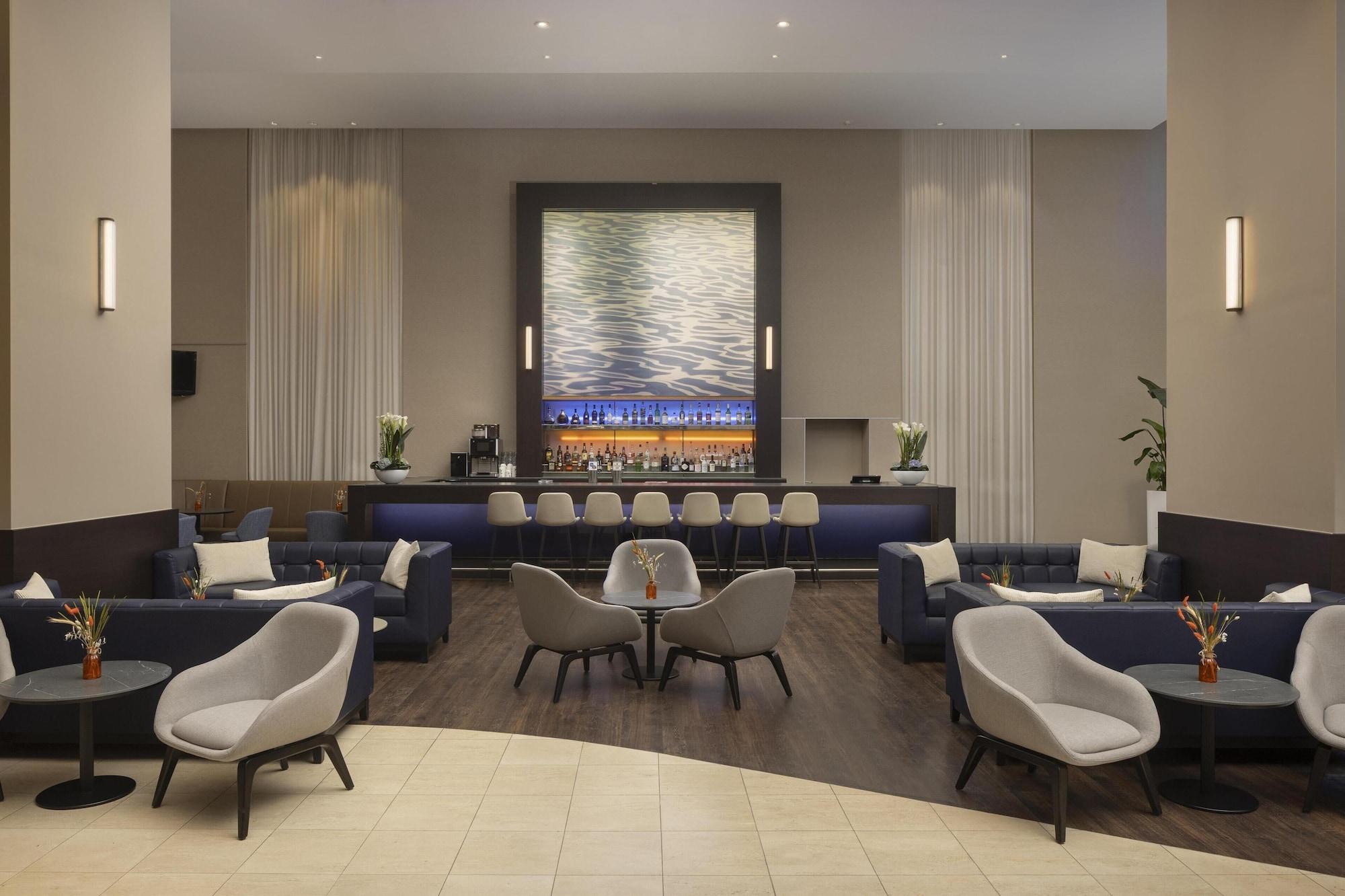 Bar/Salón Hilton Düsseldorf