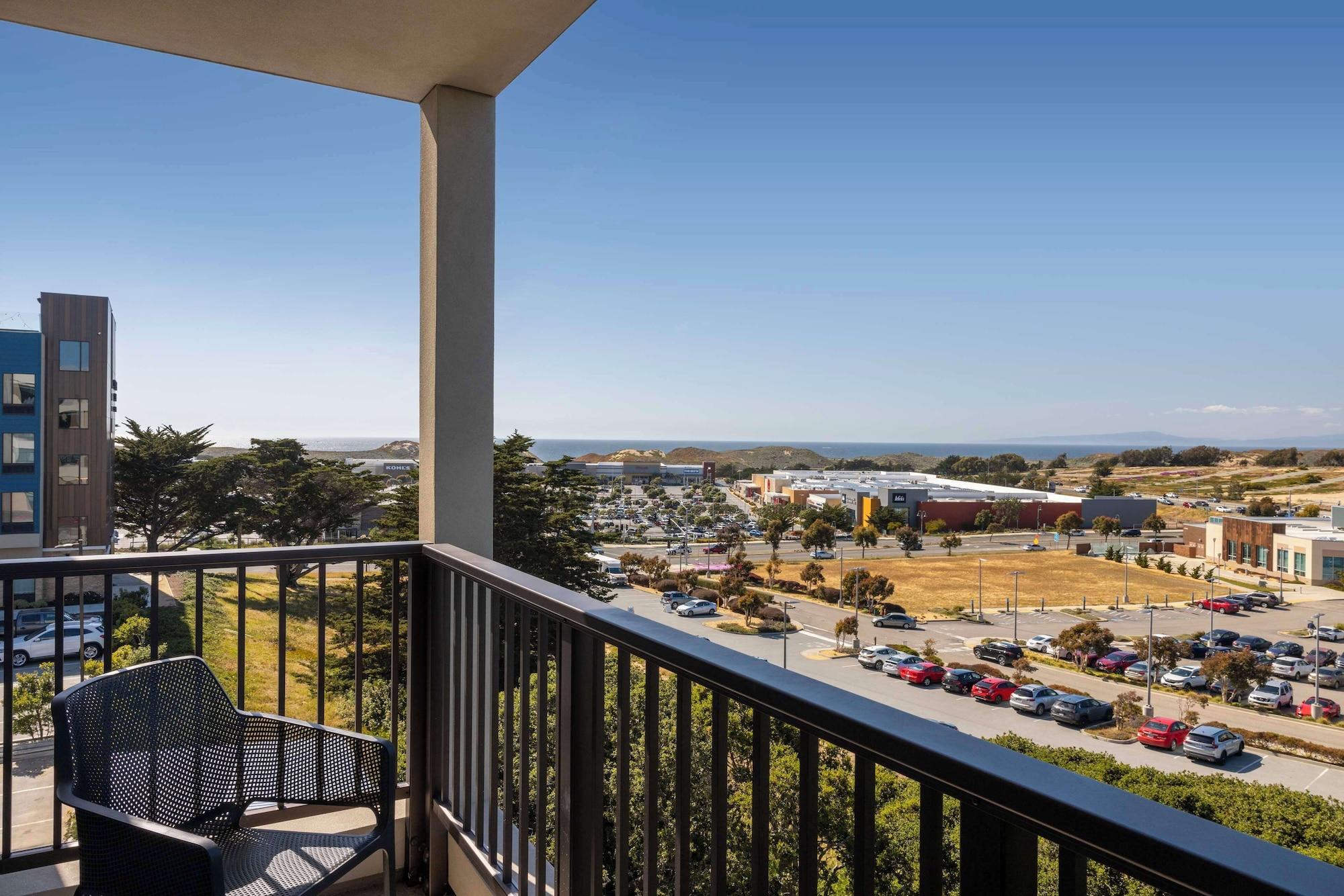 Habitación Home2 Suites by Hilton at the Dunes on Monterey Bay