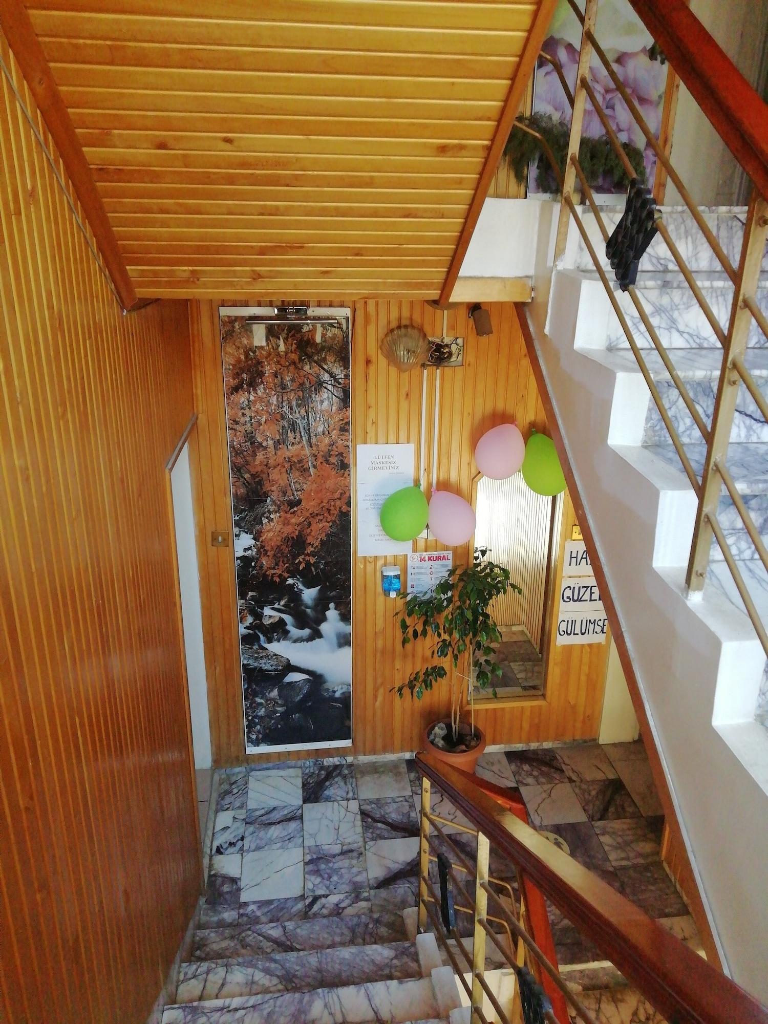 Vista Exterior Erkal Pansion