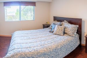 Alquiler Vacacional - Woodinville Wine Country Tuscan/Chateau Style Home w/ Winery & 120 yr Cider Mill